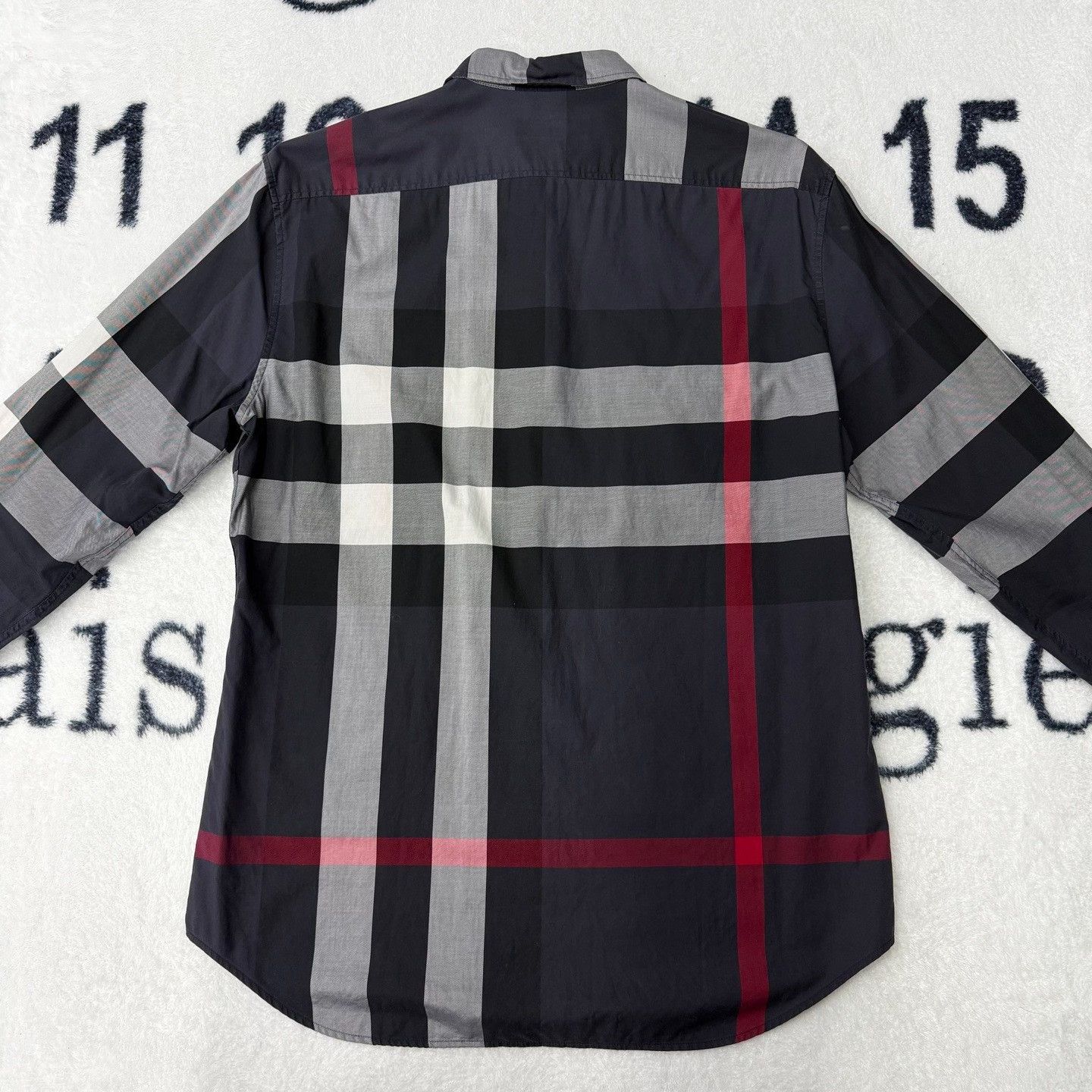 Burberry Burberry Plaid Black Shirt M Men Size US M / EU 48-50 / 2 - 3 Thumbnail