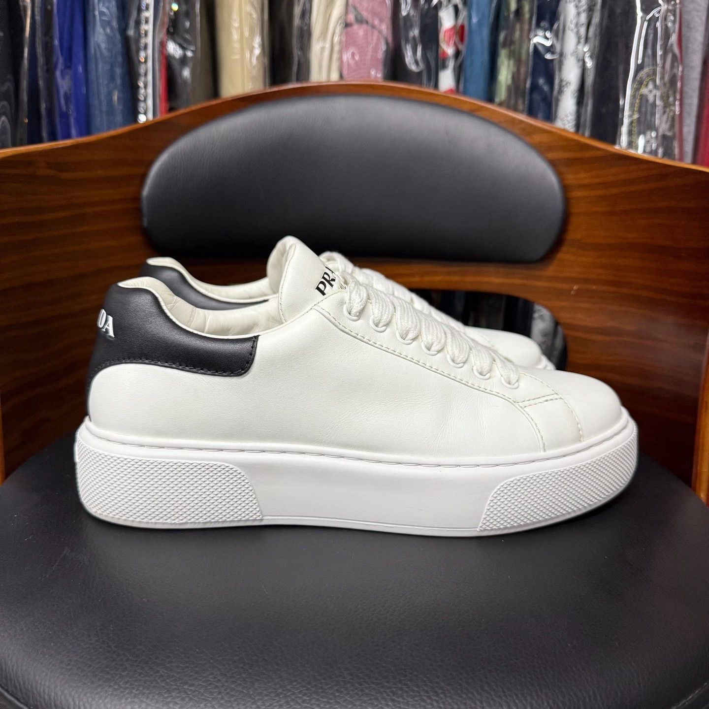 Prada Prada White Lowtop Sneakers 40 Men Size US 7.5 / EU 40-41 - 4 Thumbnail