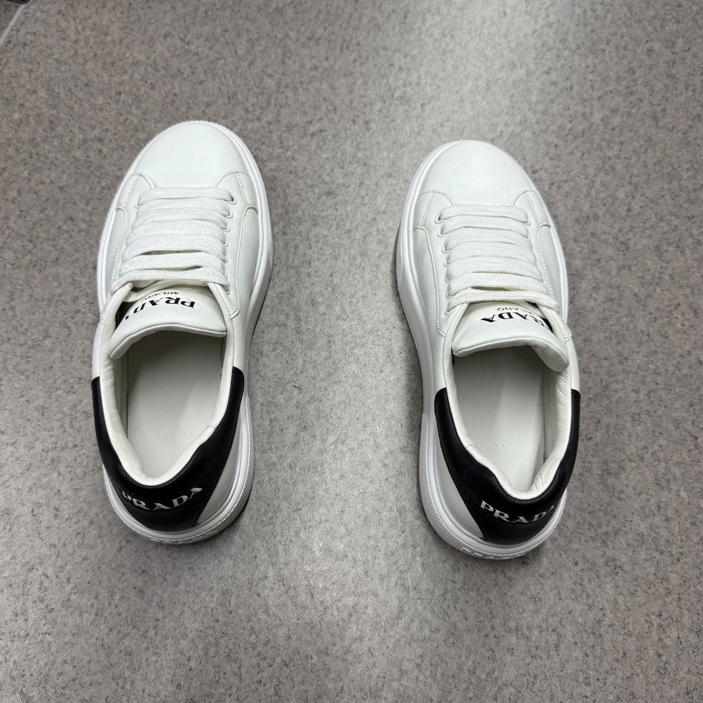 Prada Prada White Lowtop Sneakers 40 Men Size US 7.5 / EU 40-41 - 8 Thumbnail