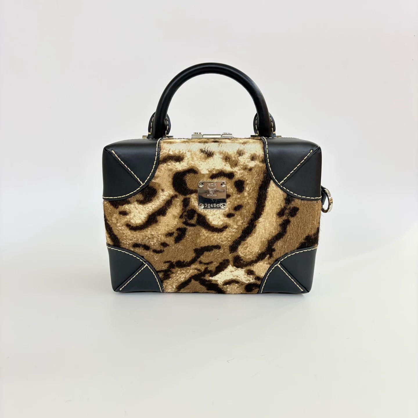 MCM Pre-loved Bag Very good condition Size ONE SIZE - 2 Thumbnail