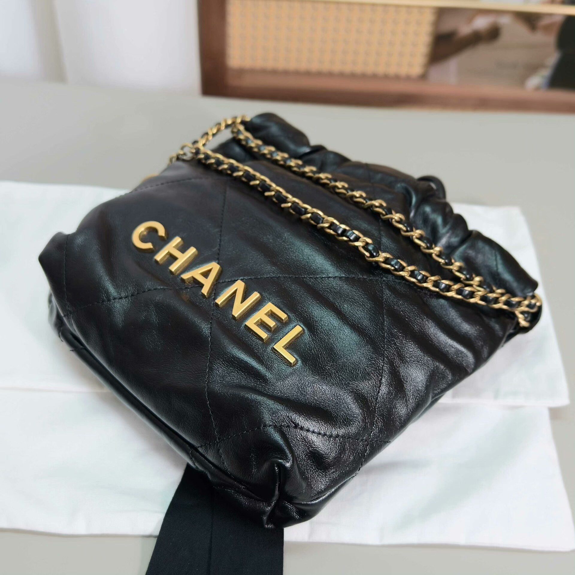 Chanel Pre-loved Bag Very good condition Size ONE SIZE - 4 Thumbnail