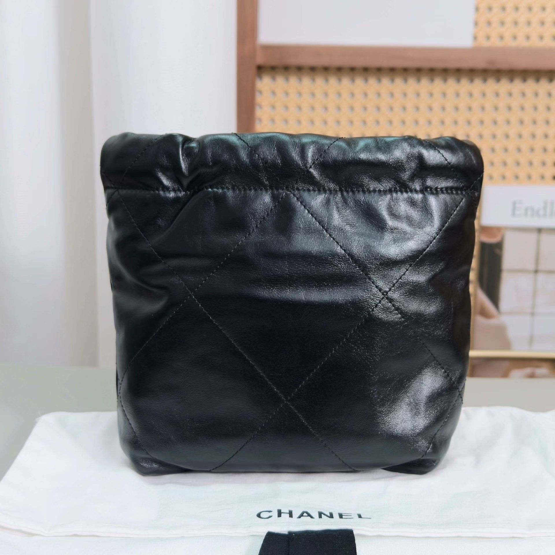 Chanel Pre-loved Bag Very good condition Size ONE SIZE - 2 Thumbnail