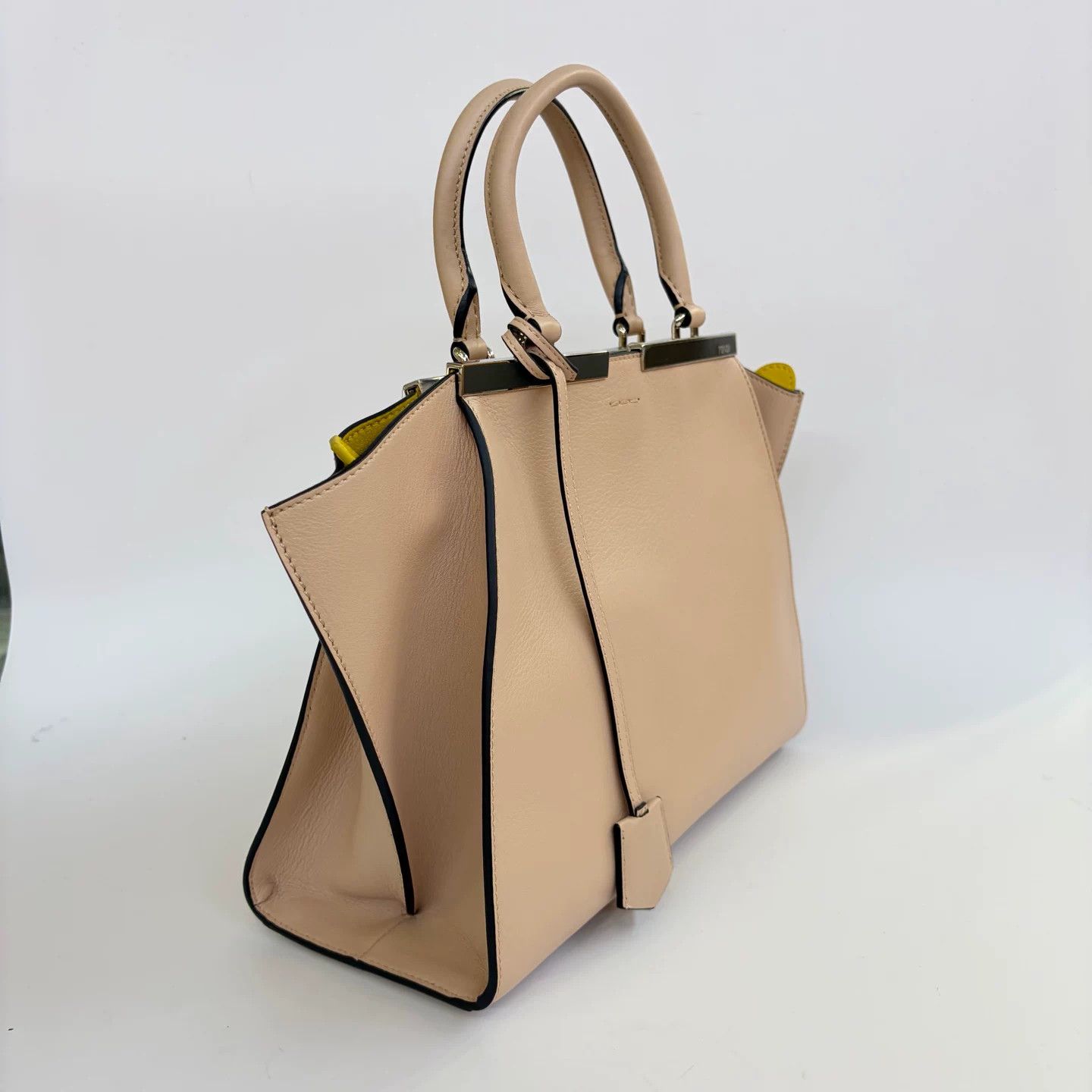 Fendi Pre-loved Bag Very good condition Size ONE SIZE - 3 Thumbnail