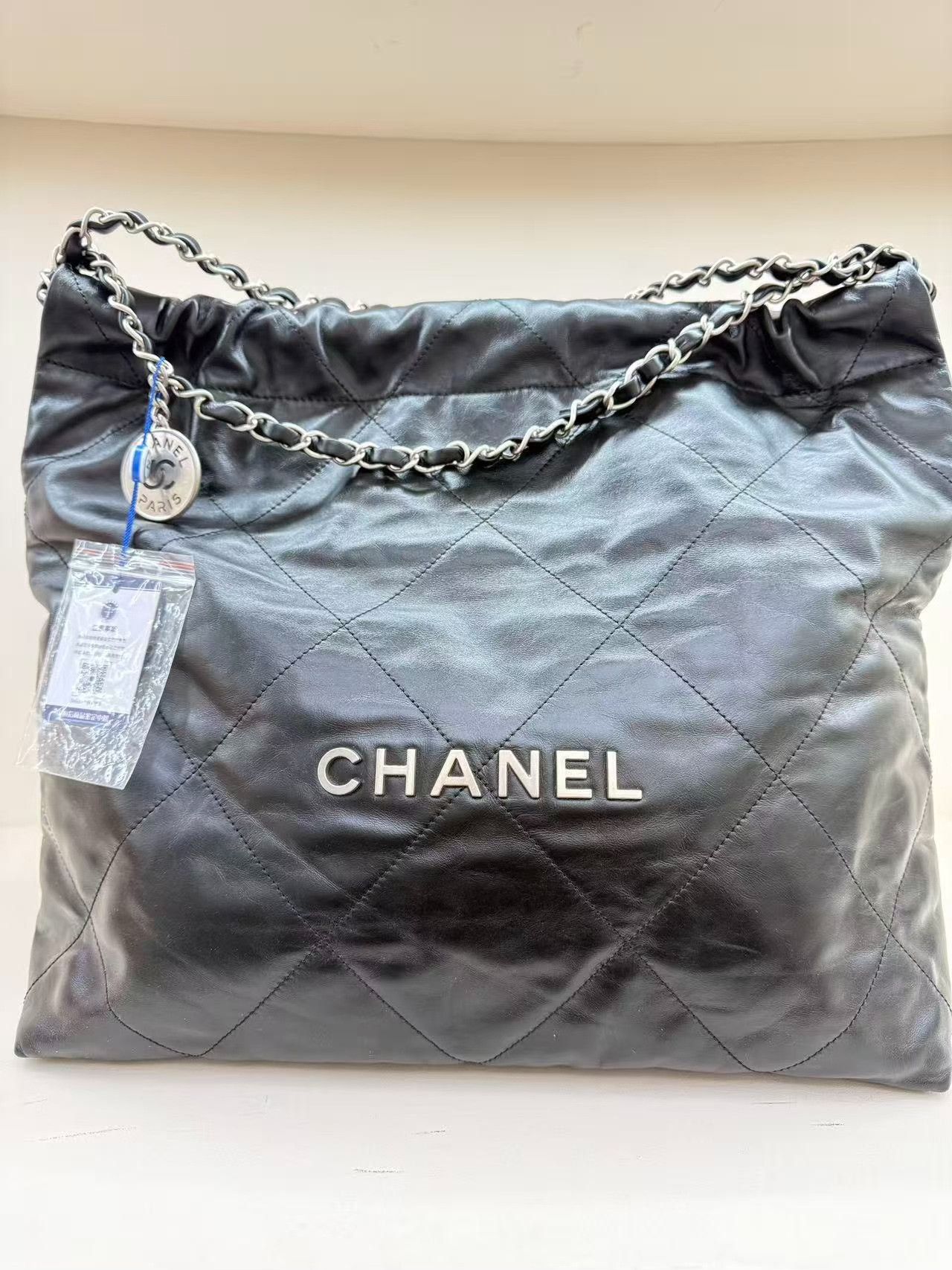 Chanel Pre-loved Bag Very good condition Size ONE SIZE - 5 Thumbnail
