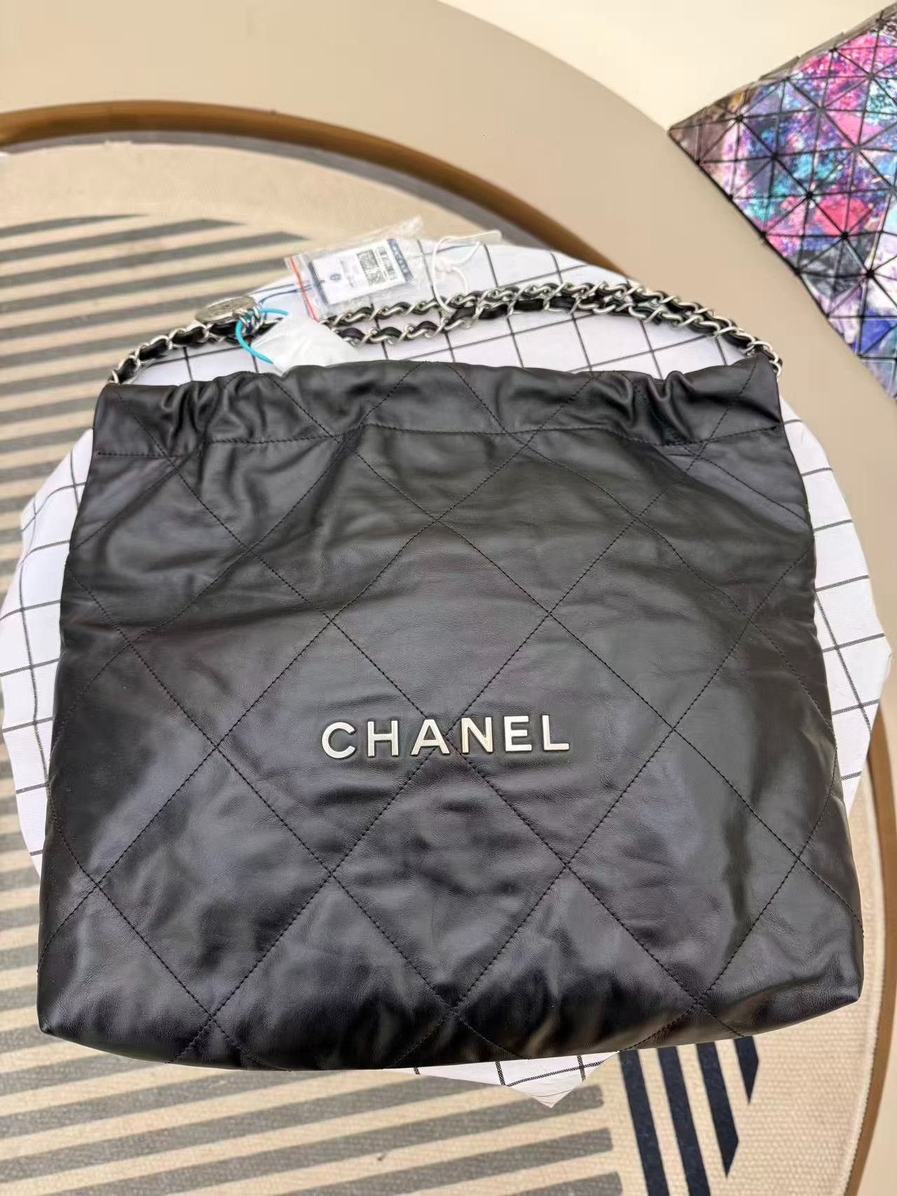 Chanel Pre-loved Bag Very good condition Size ONE SIZE - 7 Thumbnail