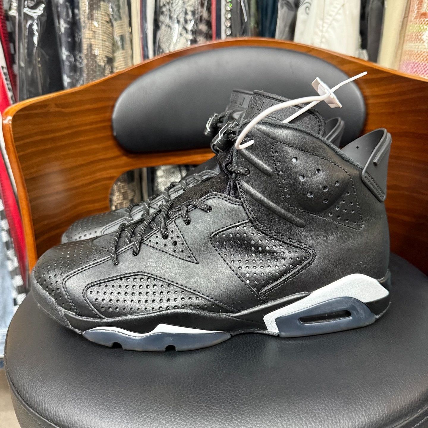 Nike Nike AJ6 Black Lowtop Sneakers 9 Men Size US 9 / EU 42 - 6 Thumbnail