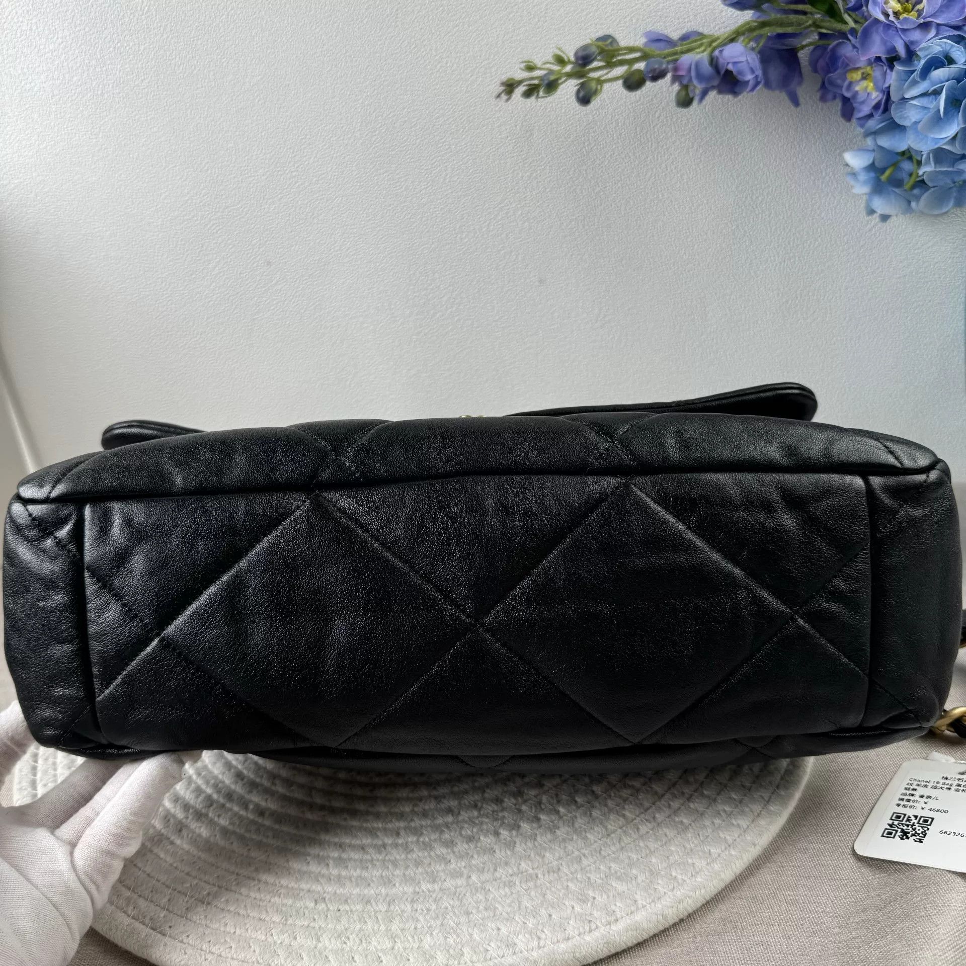 Chanel Pre-loved Bag Very good condition Size ONE SIZE - 7 Thumbnail