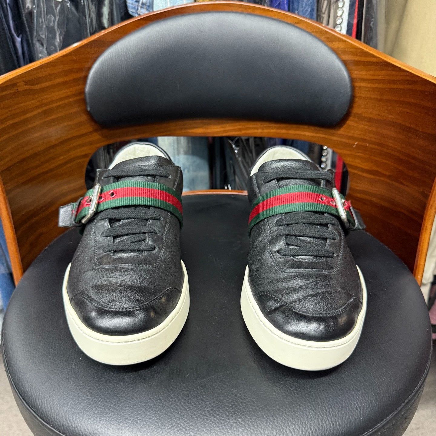 Gucci Gucci Black Lowtop Sneakers 42 Men Size US 9 / EU 42 - 2 Thumbnail