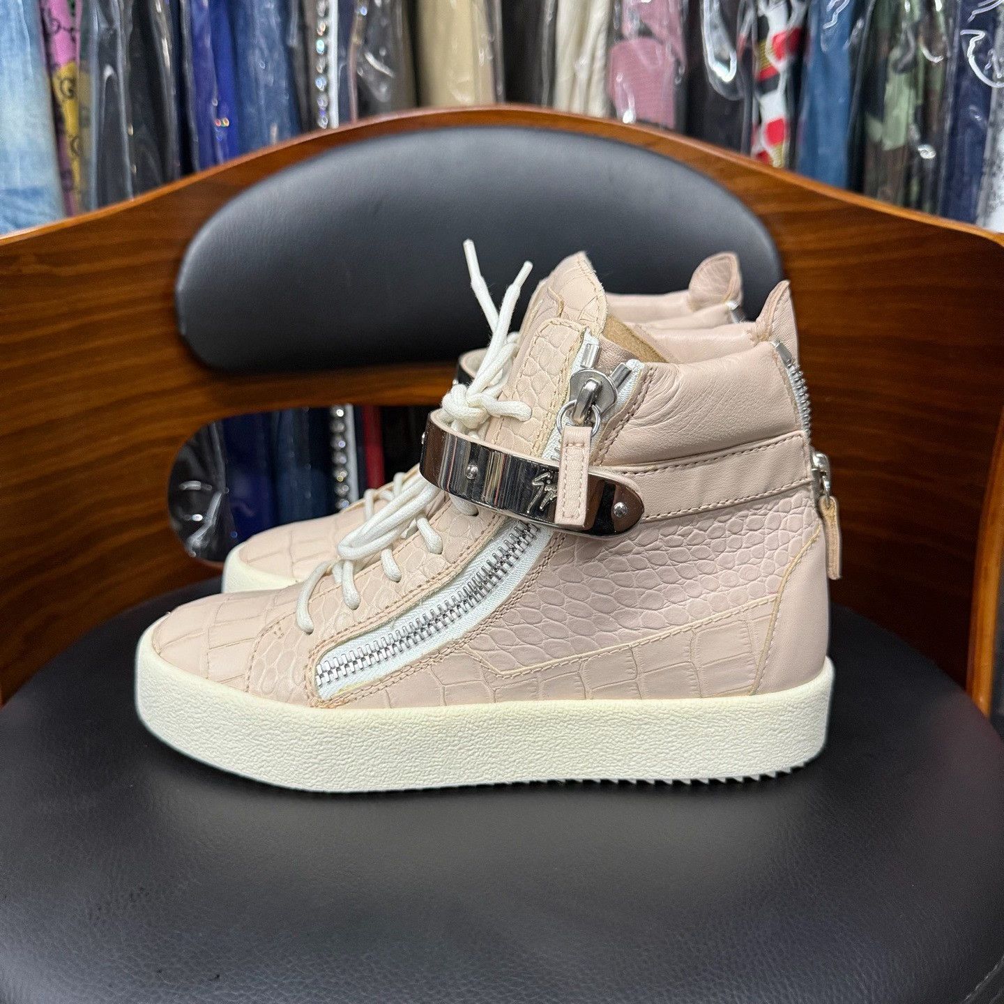 Giuseppe Zanotti Giuseppe Zanotti Casual Pink Hitop Sneakers us_5 Women Size US 5 / IT 35 - 6 Thumbnail