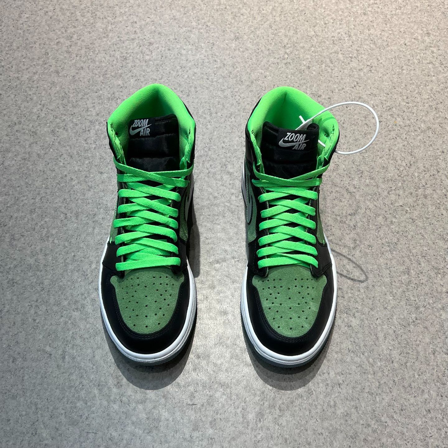 Nike Nike AJ1 Green Lowtop Sneakers 10.5 Men Size US 10.5 / EU 43-44 - 5 Thumbnail