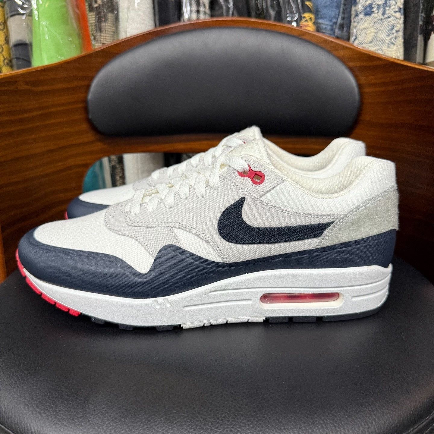 Nike Nike MAX1 Blue Lowtop Sneakers 10 Men Size US 10 / EU 43 - 6 Thumbnail
