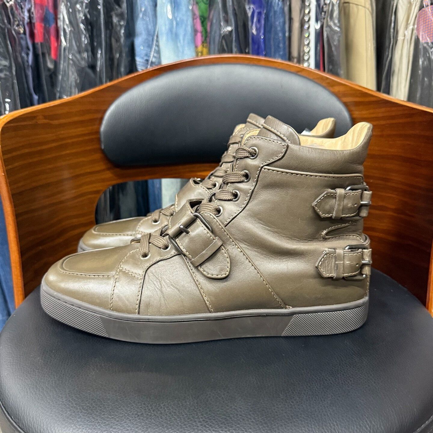 Christian Louboutin Christian Louboutin Casual Red Hitop Sneakers 8.5 Men Size US 8.5 / EU 41-42 - 6 Thumbnail