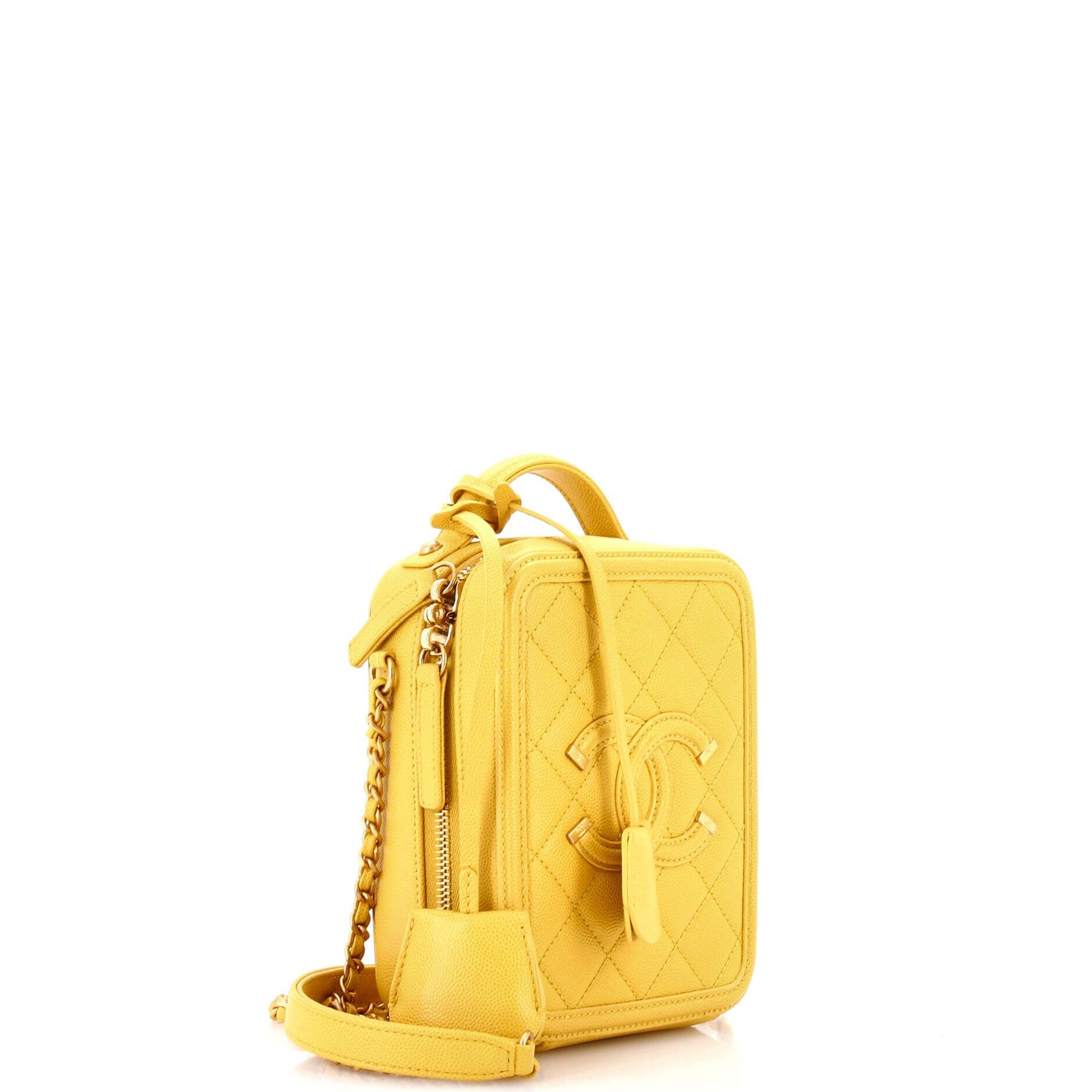 Chanel Filigree Vertical Vanity Case Size ONE SIZE - 2 Thumbnail