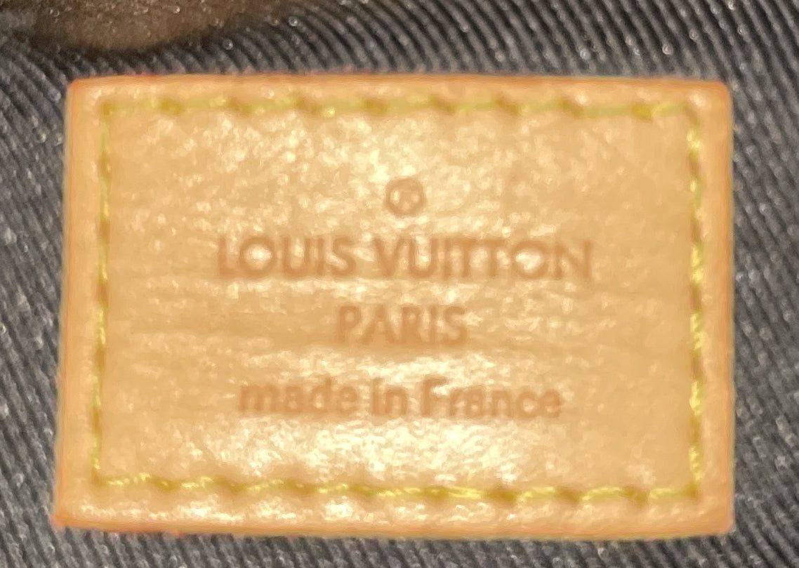 Louis Vuitton Bum Bag Size ONE SIZE - 8 Thumbnail