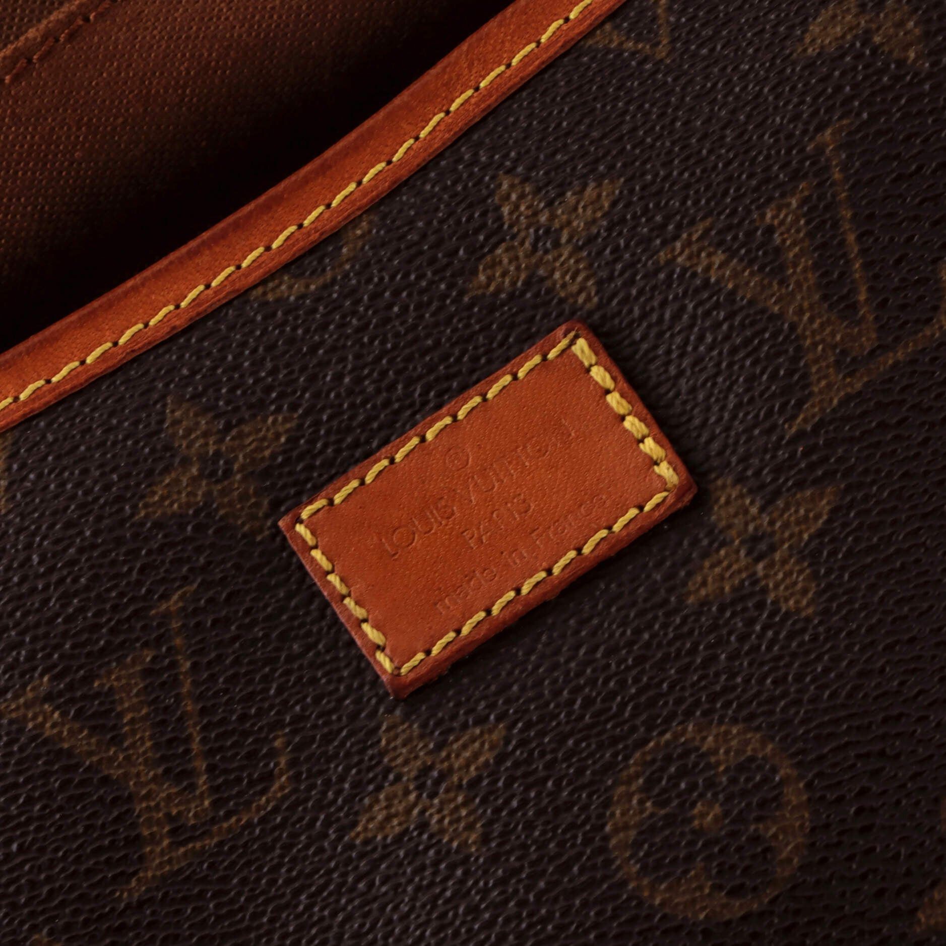 Louis Vuitton Saumur Handbag Size ONE SIZE - 8 Thumbnail