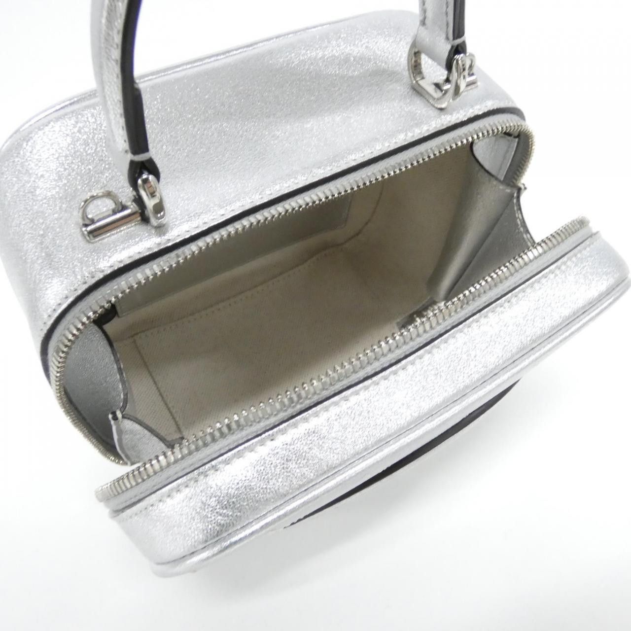 Gucci Gucci Gucci Blondie Metallic Leather Shoulder Bag Leather Crossbody Bag 744434AACBO DUTY FREE for USA Size ONE SIZE - 6 Thumbnail