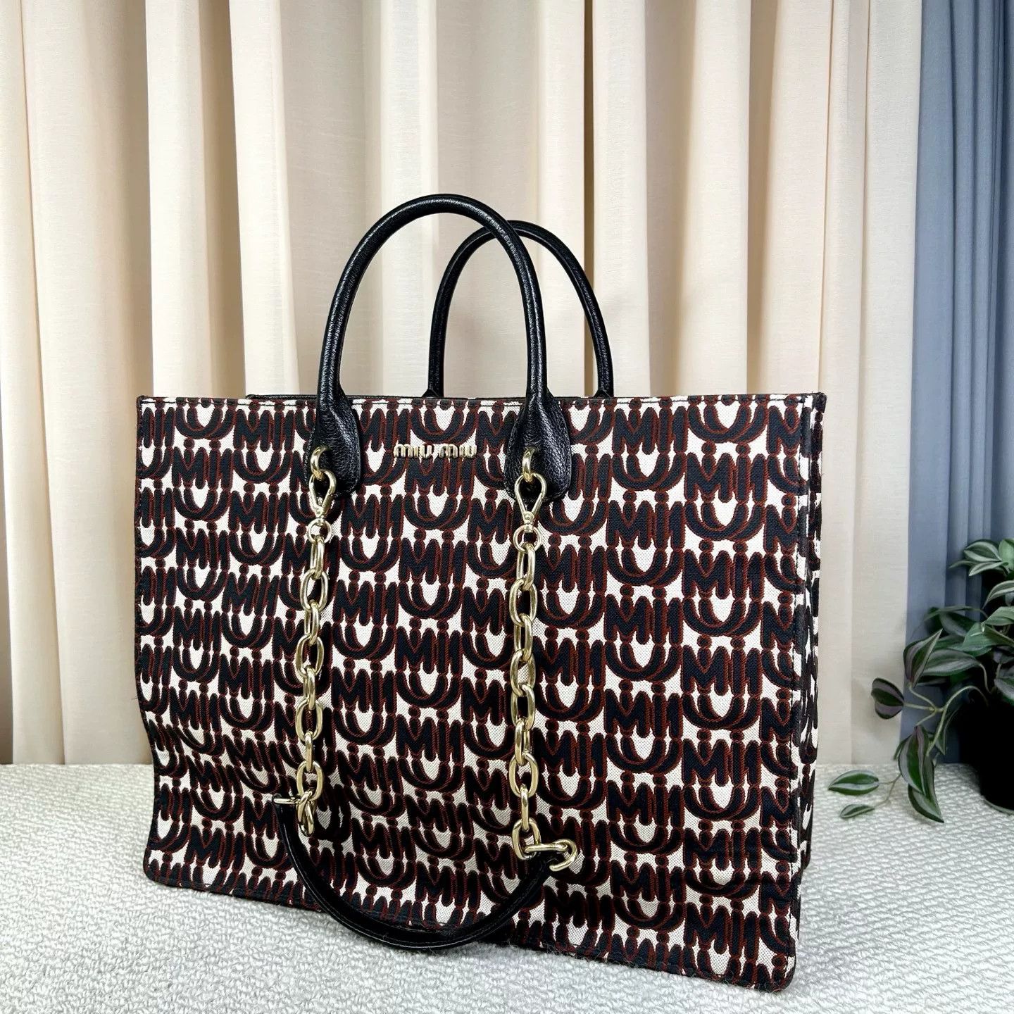 Miu Miu Pre-loved Bag Very good condition Size ONE SIZE - 5 Thumbnail