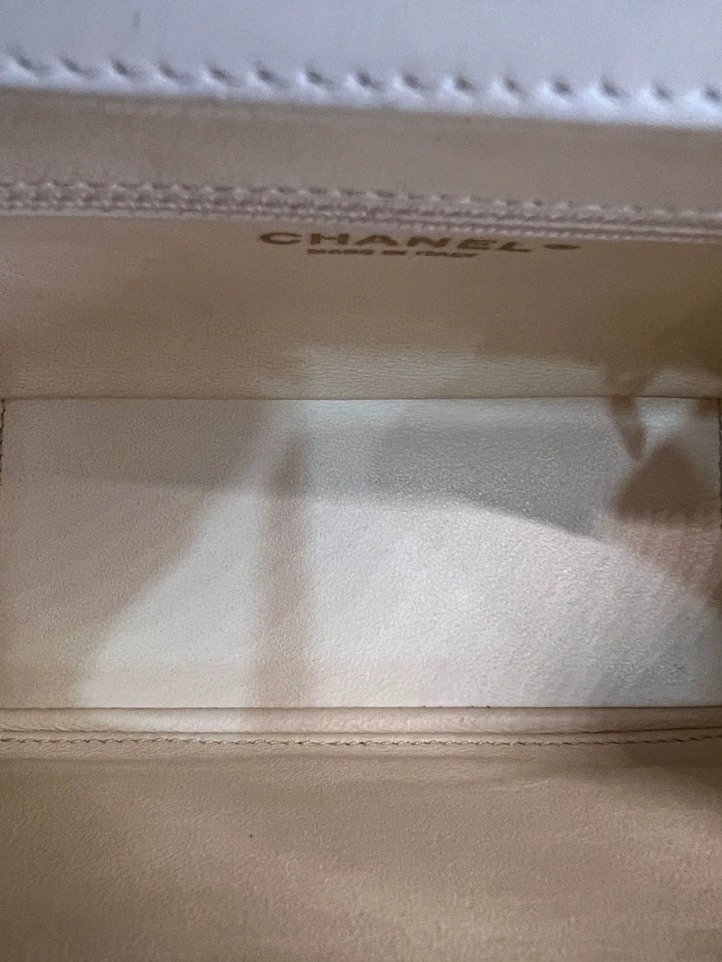 Chanel Pre-loved Bag Very good condition Size ONE SIZE - 5 Thumbnail