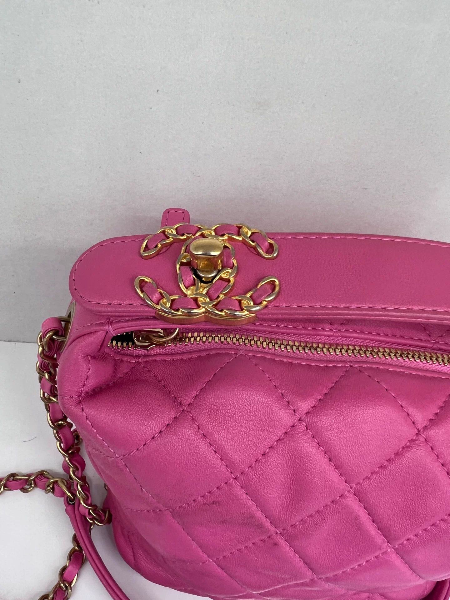 Chanel Pre-loved Bag Very good condition Size ONE SIZE - 8 Thumbnail