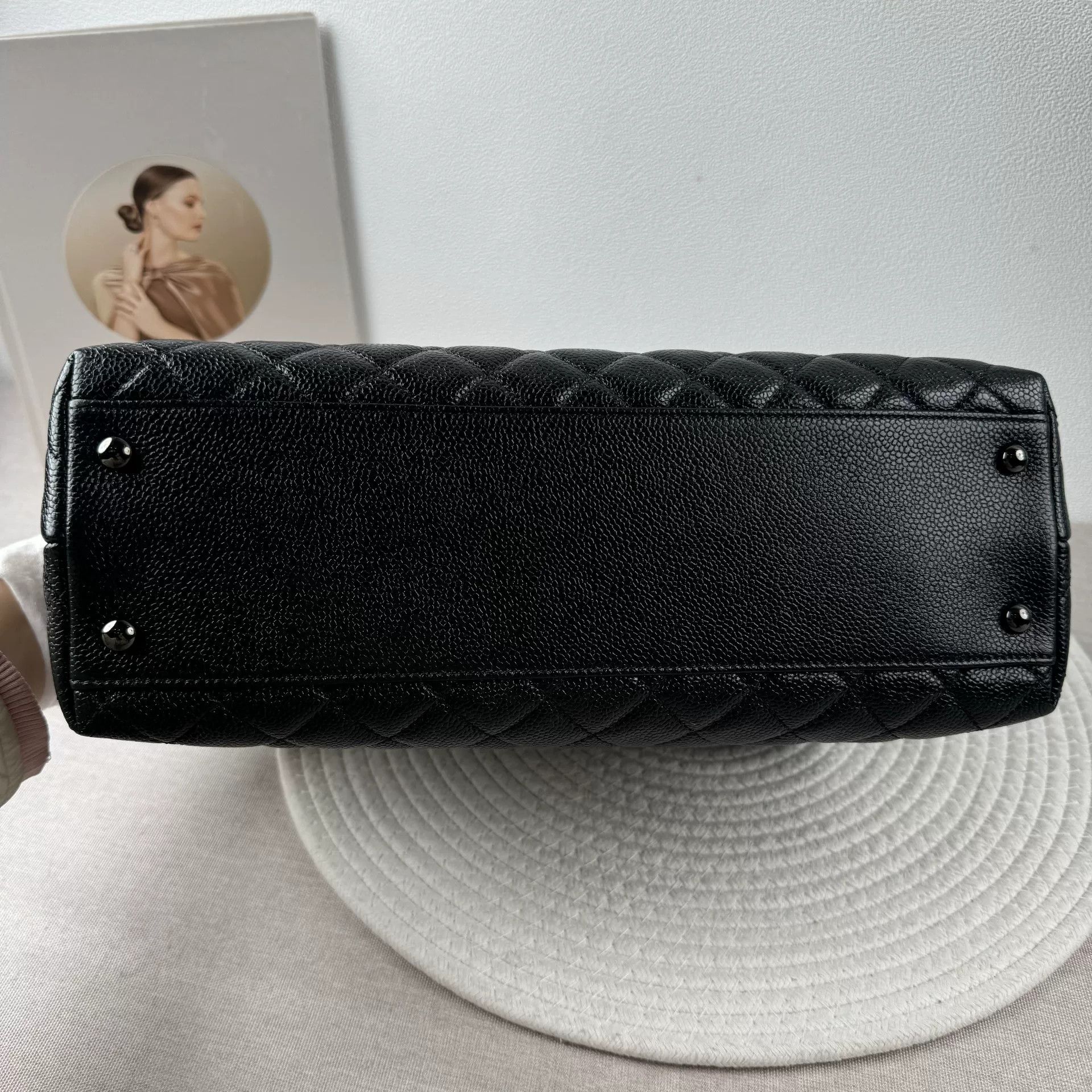 Chanel Pre-loved Bag Very good condition Size ONE SIZE - 7 Thumbnail