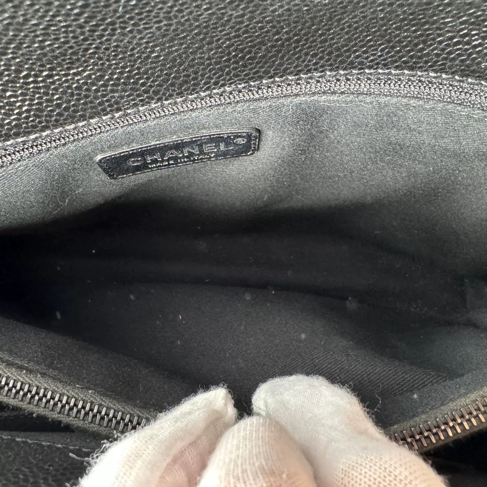 Chanel Pre-loved Bag Very good condition Size ONE SIZE - 3 Thumbnail