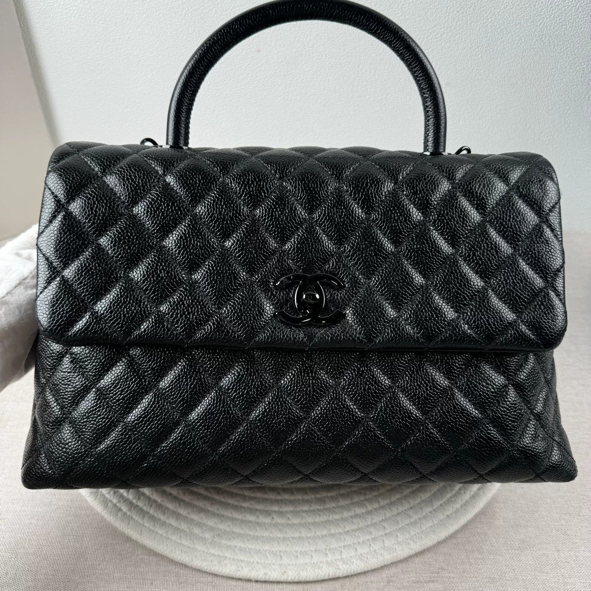 Chanel Pre-loved Bag Very good condition Size ONE SIZE - 2 Thumbnail