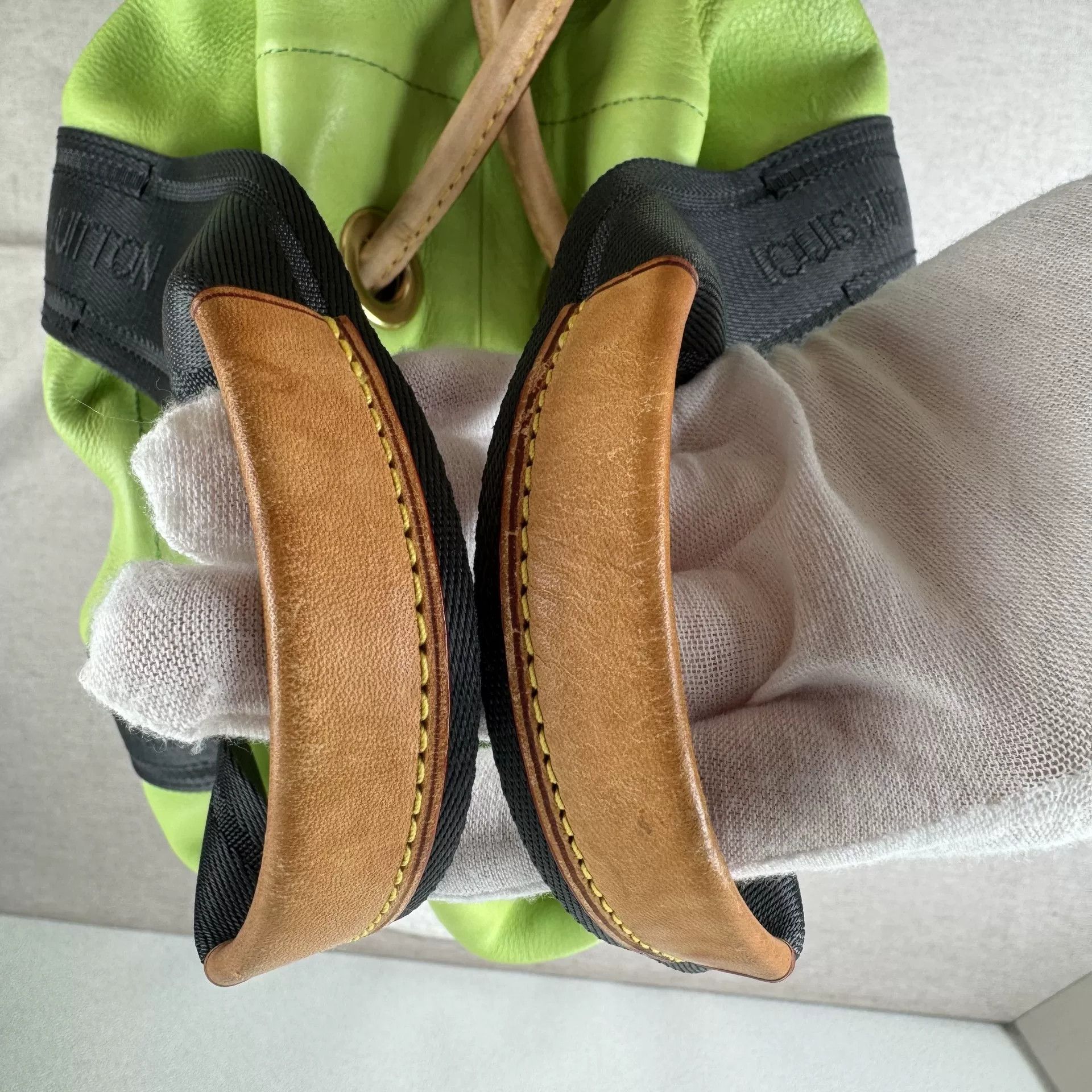 Louis Vuitton Pre-loved Bag Very good condition Size ONE SIZE - 5 Thumbnail
