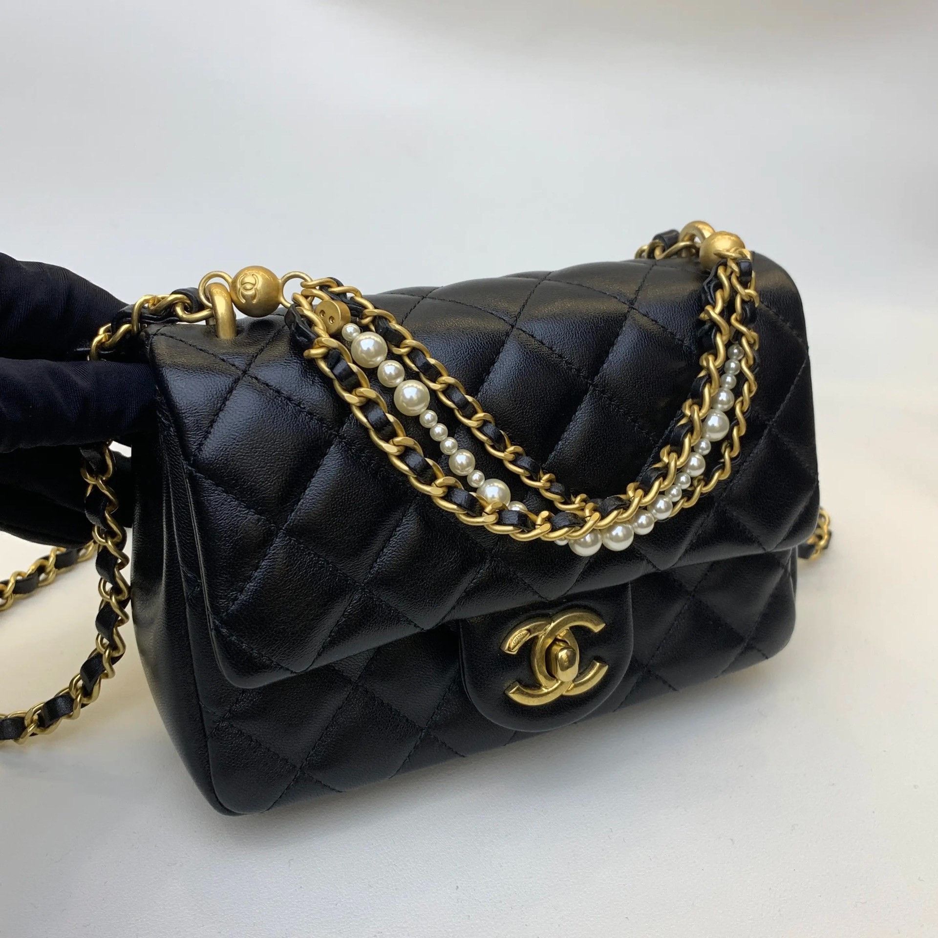 Chanel Pre-loved Bag Very good condition Size ONE SIZE - 2 Thumbnail