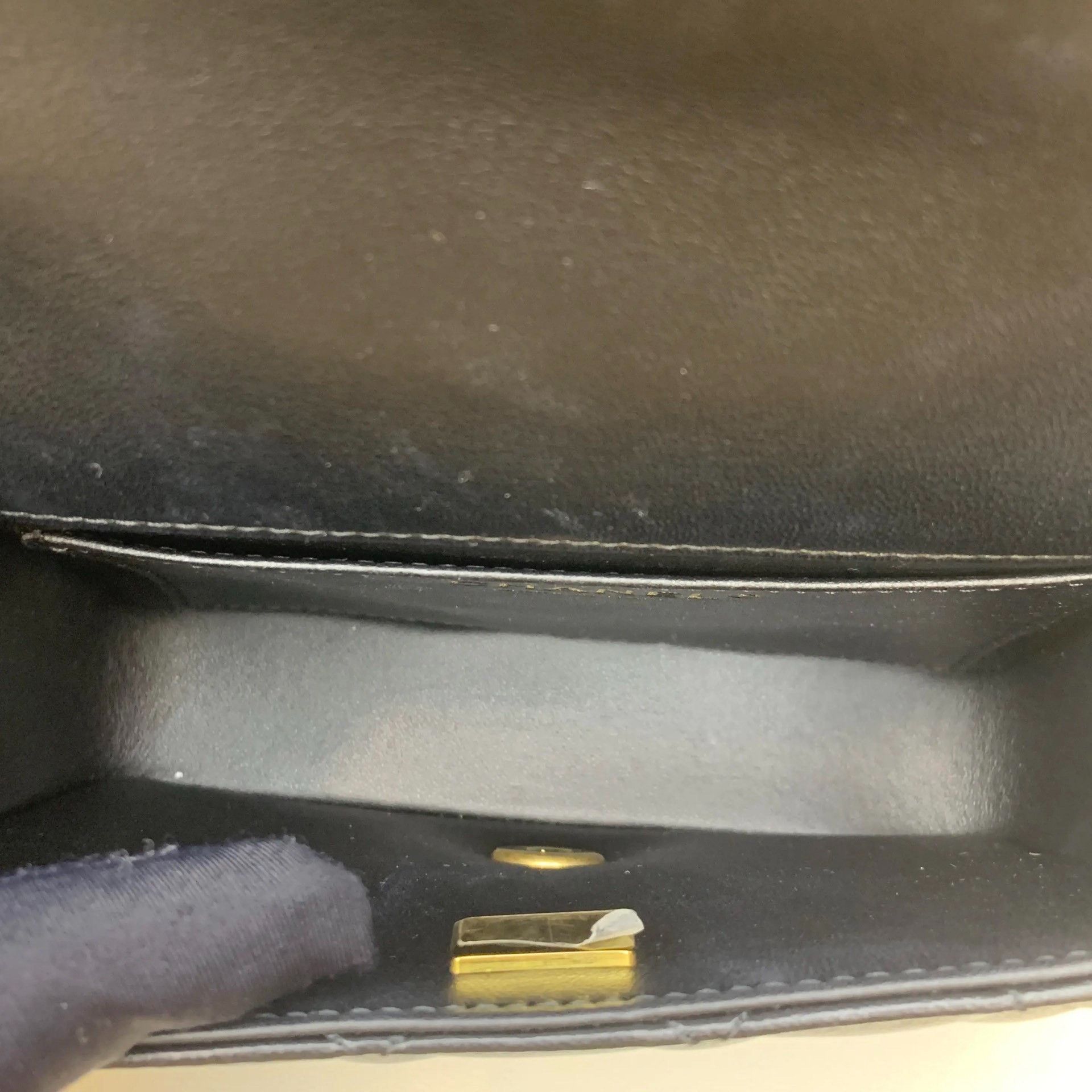 Chanel Pre-loved Bag Very good condition Size ONE SIZE - 7 Thumbnail
