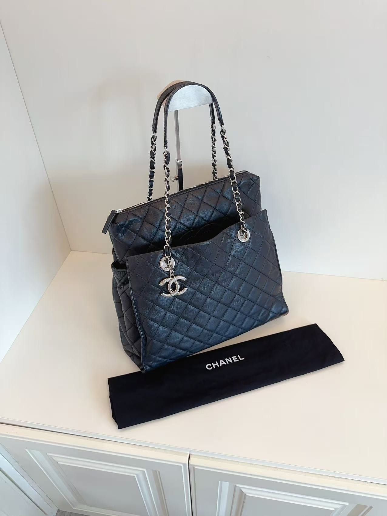Chanel Pre-loved Bag Very good condition Size ONE SIZE - 5 Thumbnail