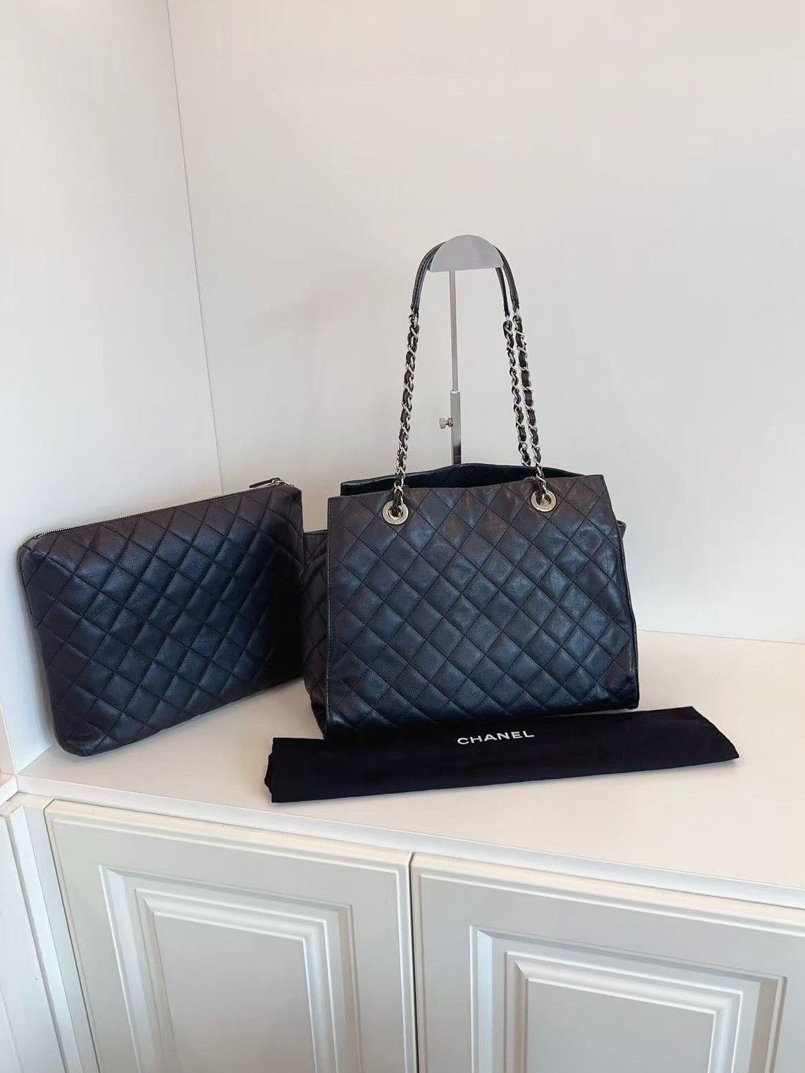 Chanel Pre-loved Bag Very good condition Size ONE SIZE - 2 Thumbnail