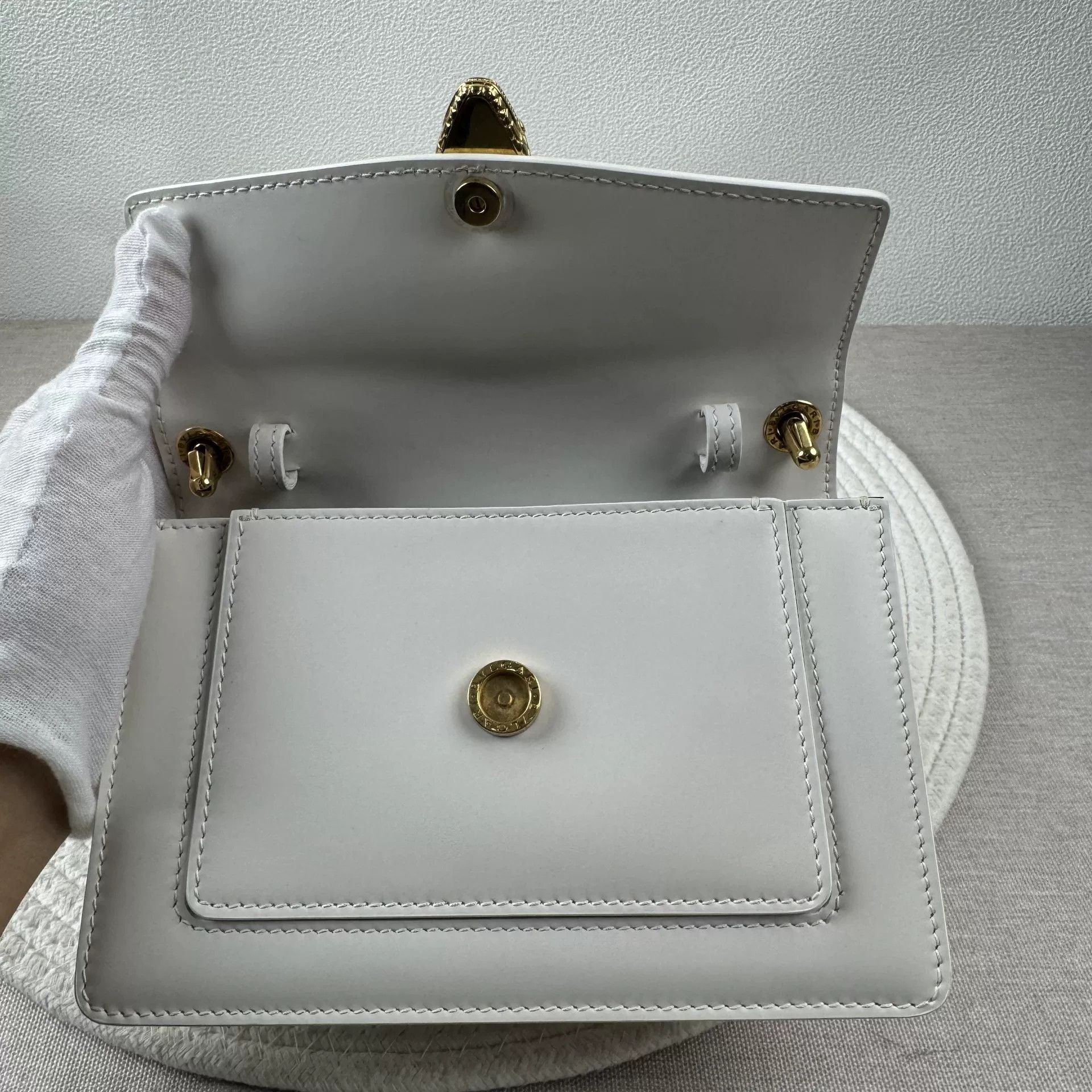 Bvlgari Pre-loved Bag Very good condition Size ONE SIZE - 2 Thumbnail