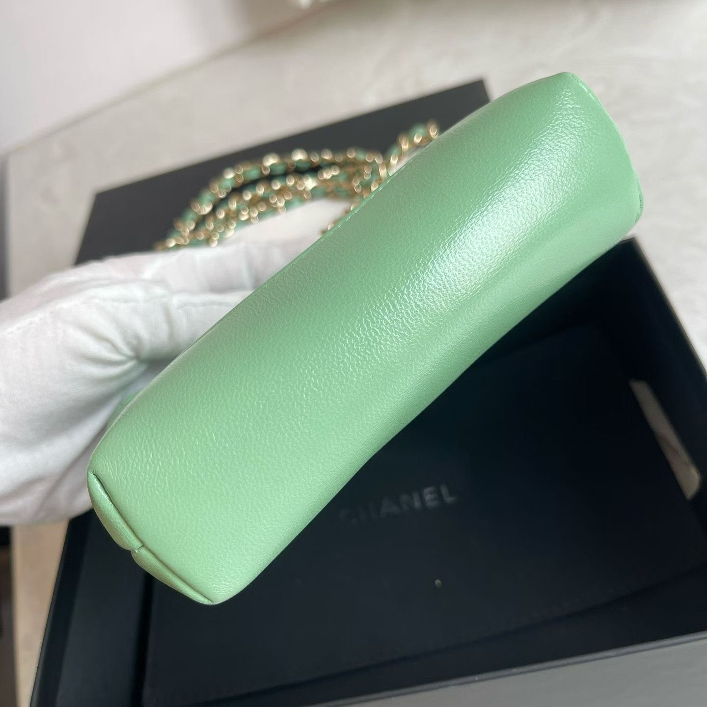 Chanel Pre-loved Bag Very good condition Size ONE SIZE - 5 Thumbnail