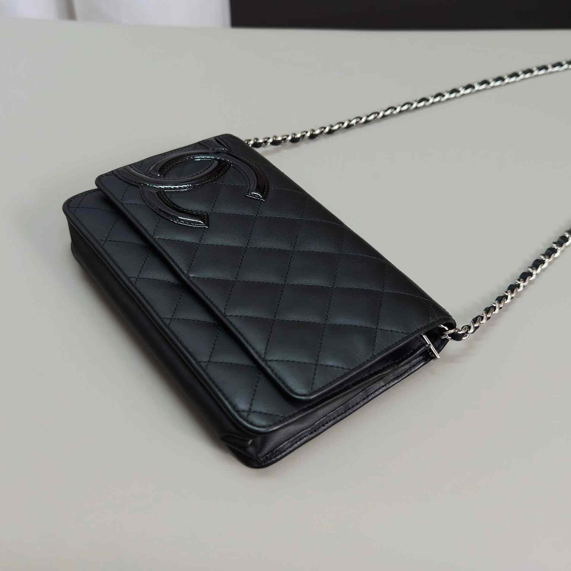 Chanel Pre-loved Bag Very good condition Size ONE SIZE - 4 Thumbnail