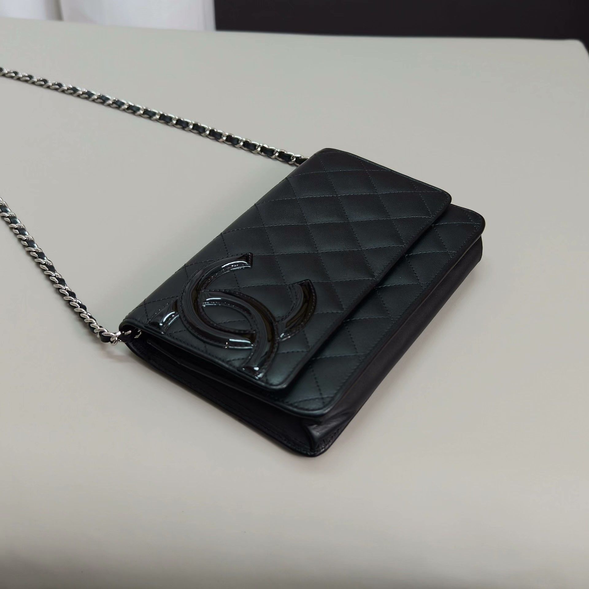 Chanel Pre-loved Bag Very good condition Size ONE SIZE - 3 Thumbnail