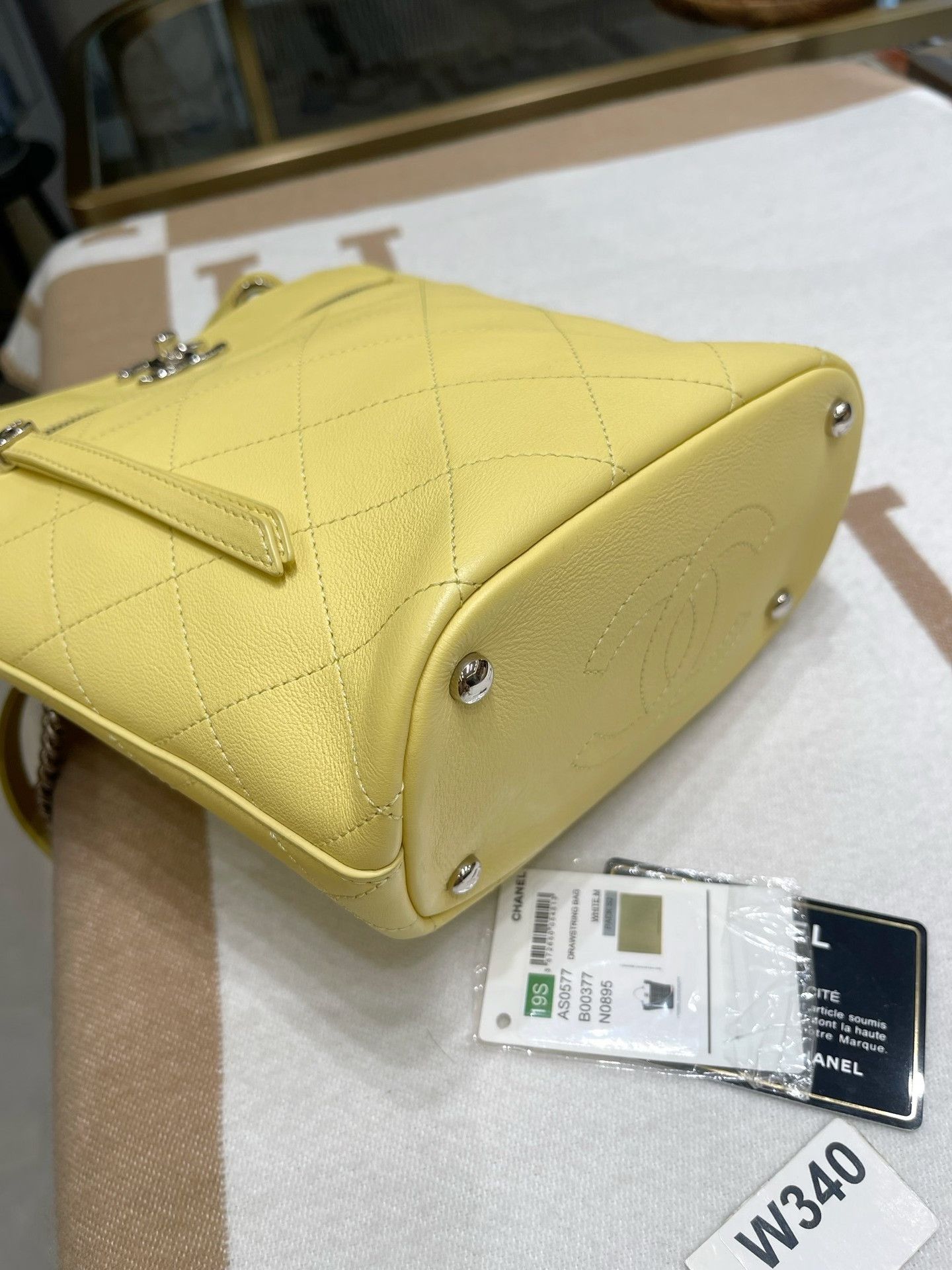 Chanel Pre-loved Bag Very good condition Size ONE SIZE - 7 Thumbnail