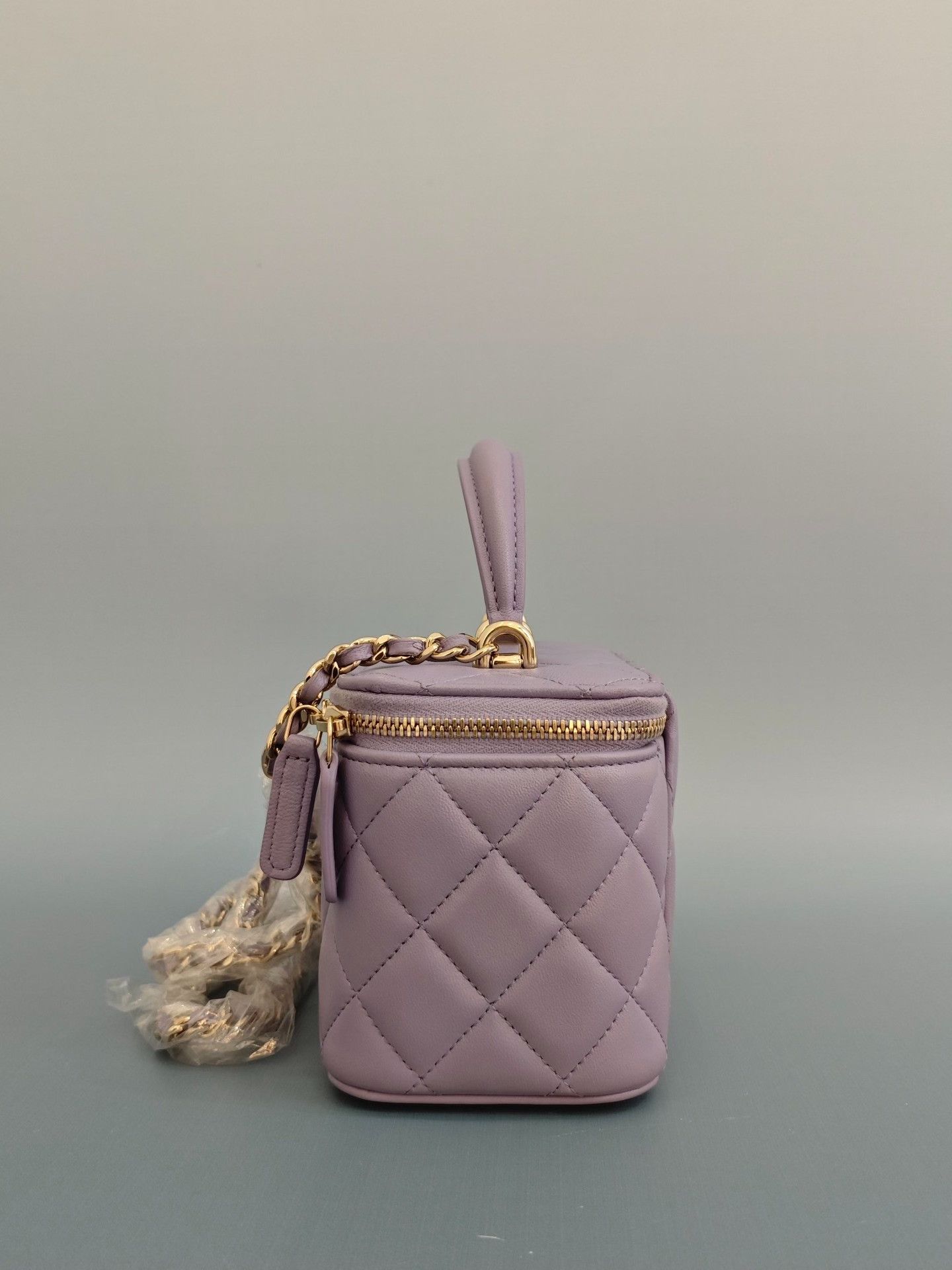Chanel Pre-loved Bag Very good condition Size ONE SIZE - 3 Thumbnail