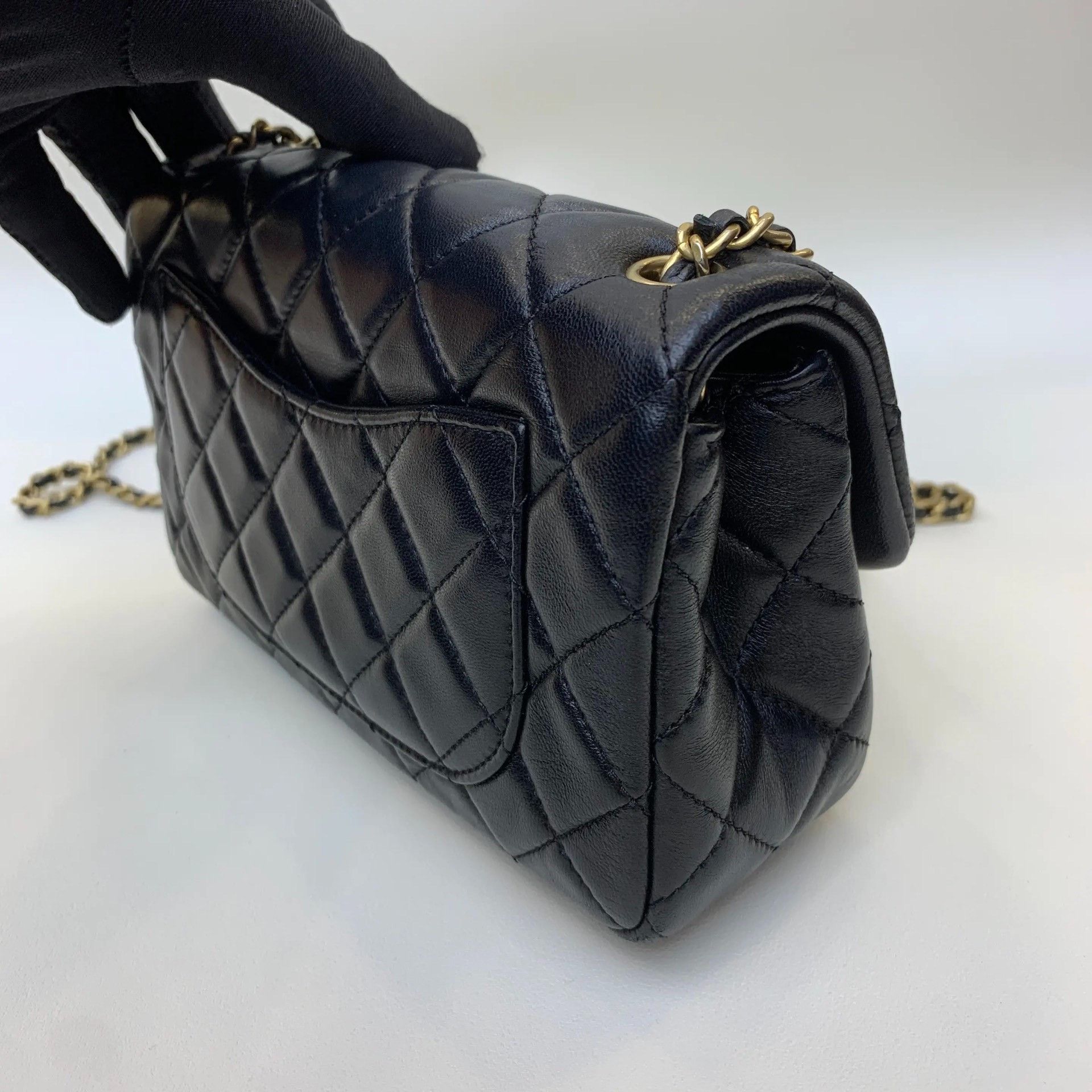 Chanel Pre-loved Bag Very good condition Size ONE SIZE - 4 Thumbnail