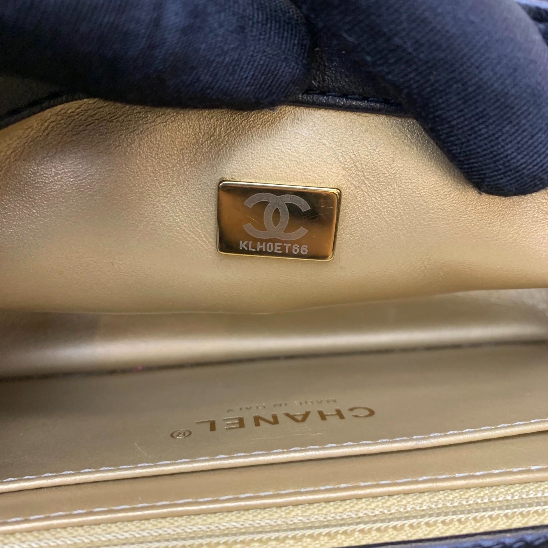 Chanel Pre-loved Bag Very good condition Size ONE SIZE - 8 Thumbnail
