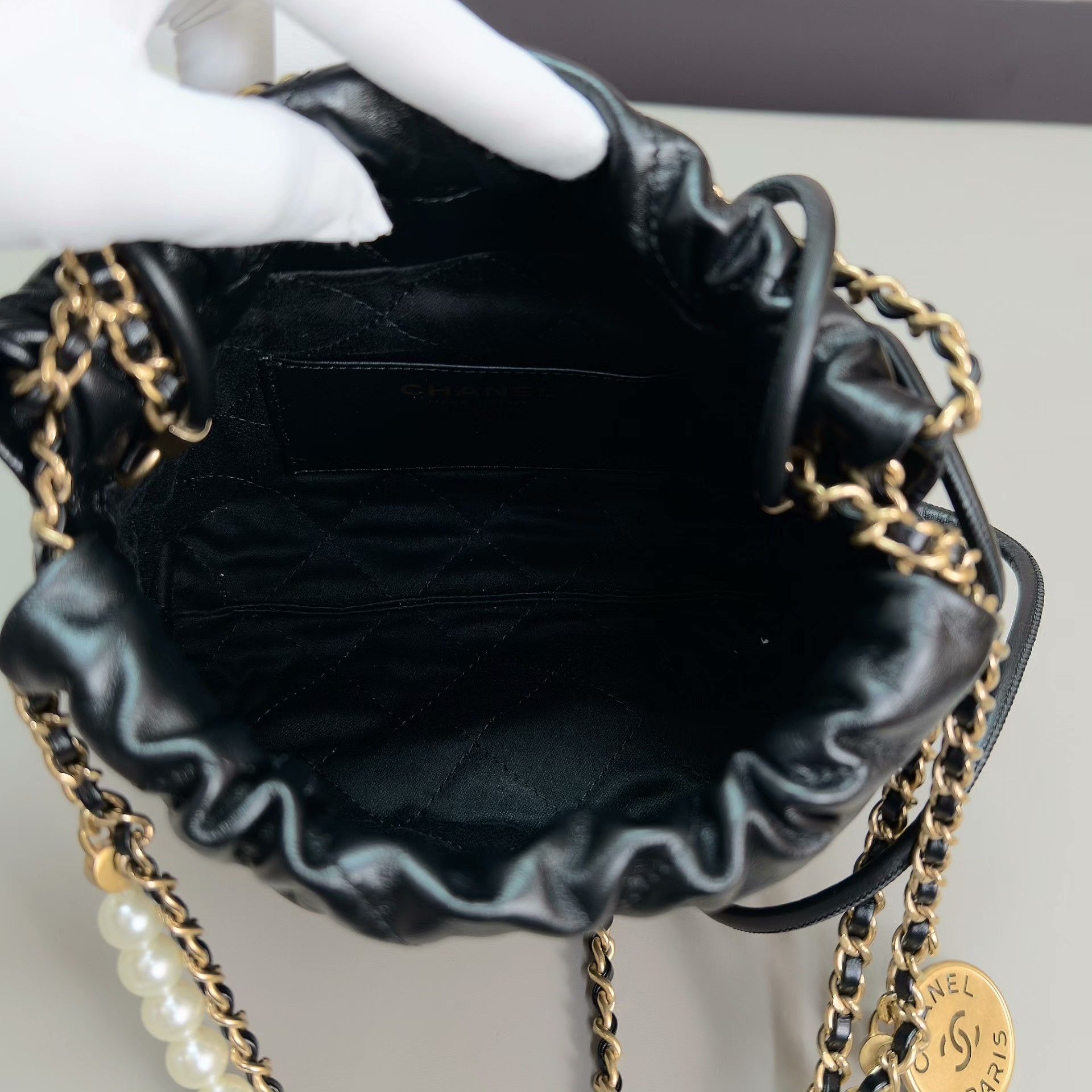 Chanel Pre-loved Bag Very good condition Size ONE SIZE - 6 Thumbnail