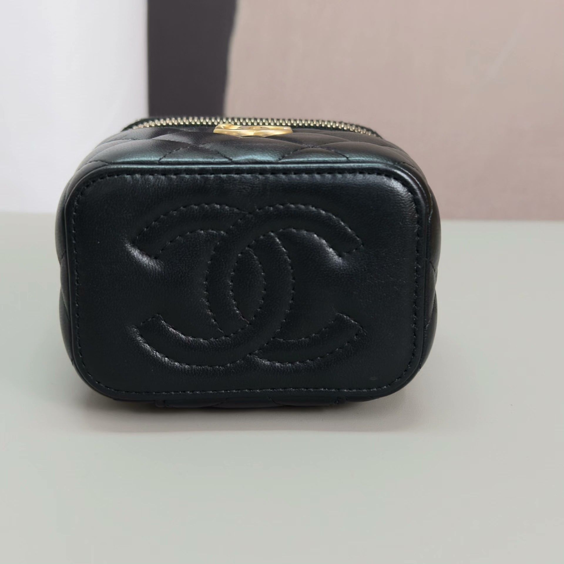Chanel Pre-loved Bag Very good condition Size ONE SIZE - 5 Thumbnail