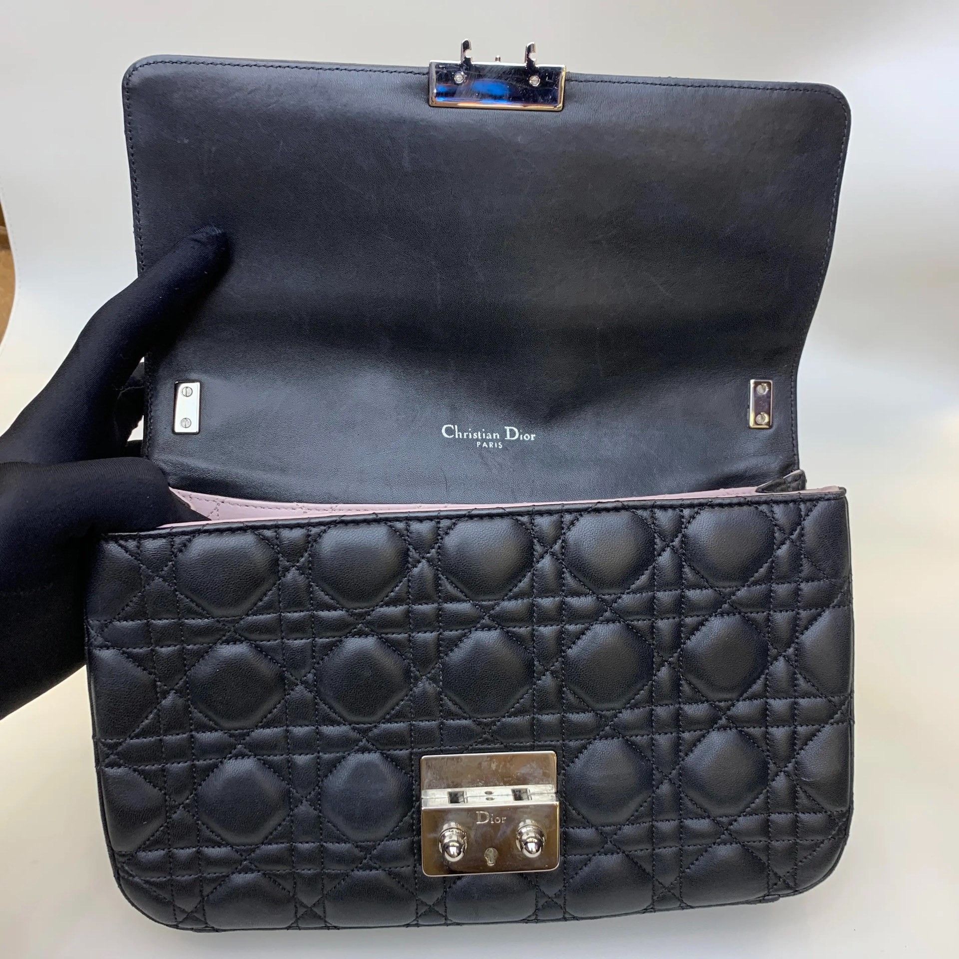 Dior Pre-loved Bag Very good condition Size ONE SIZE - 7 Thumbnail