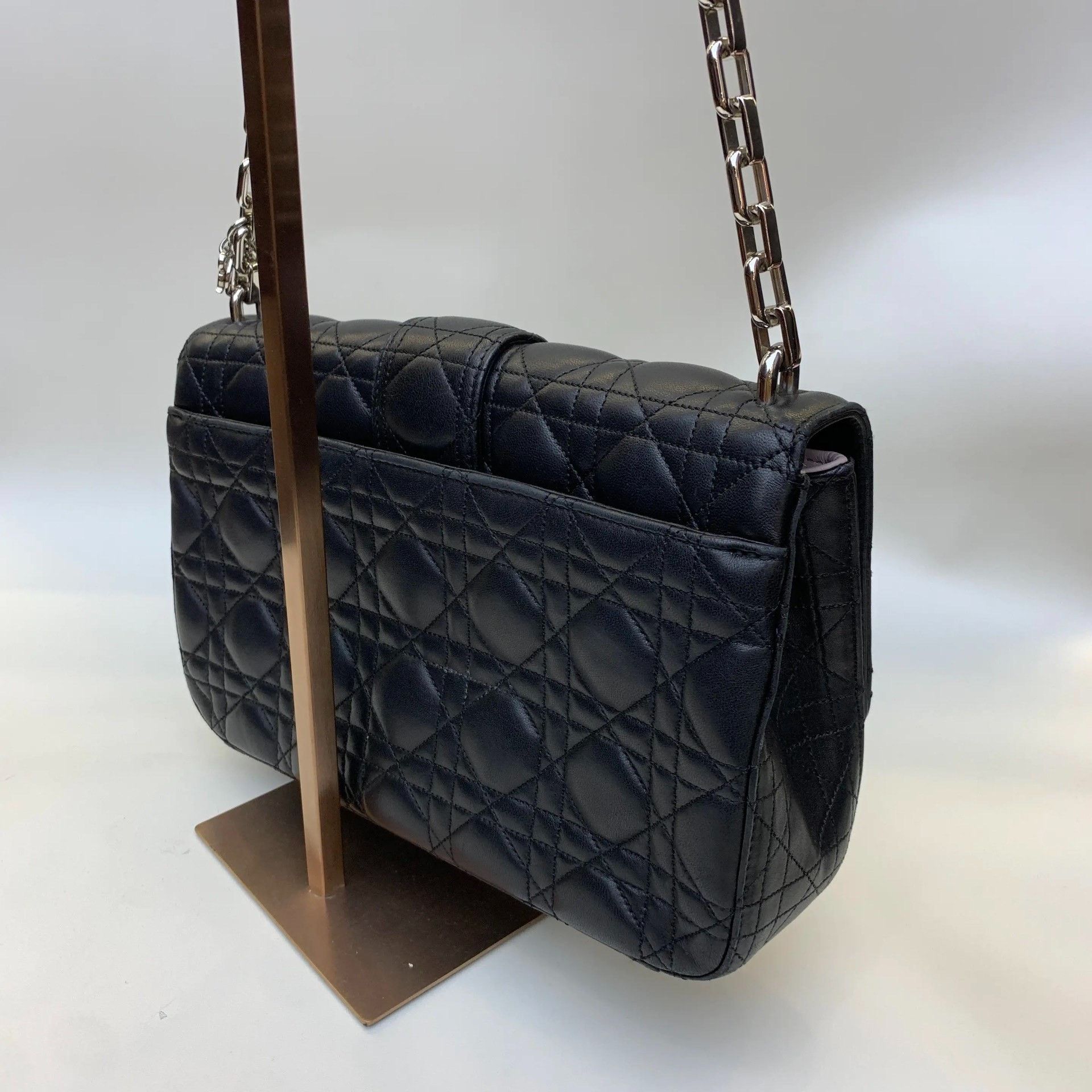 Dior Pre-loved Bag Very good condition Size ONE SIZE - 3 Thumbnail