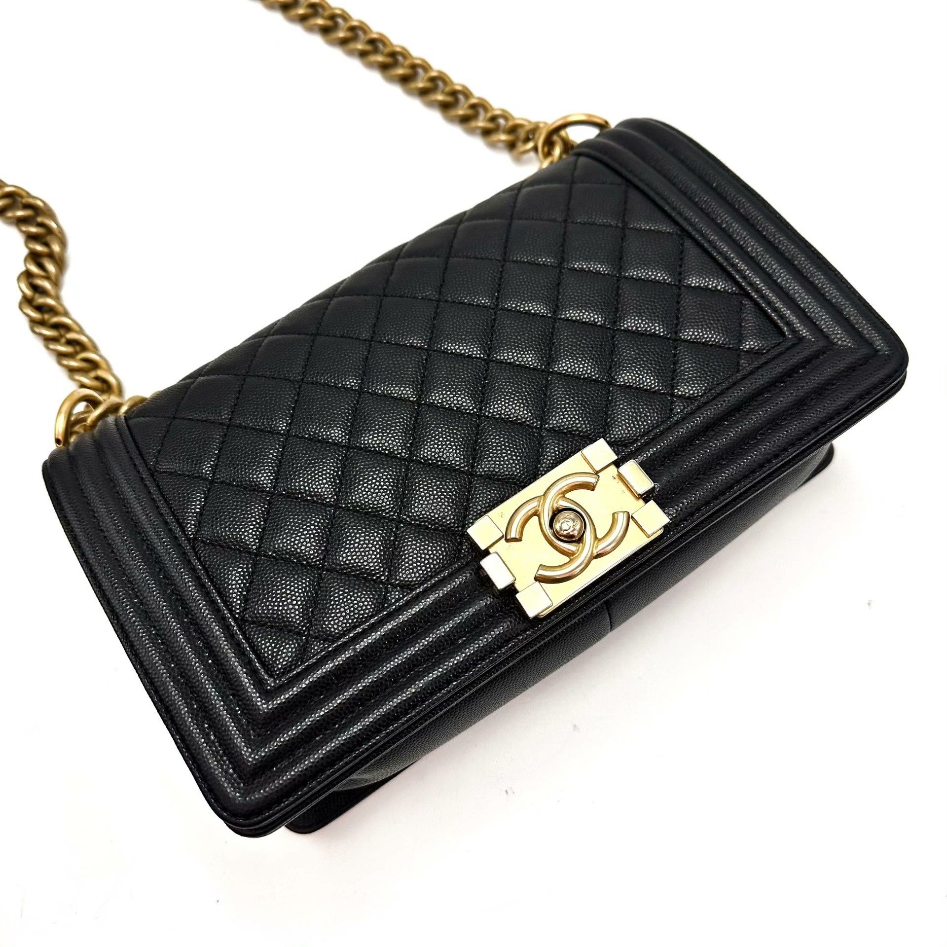 Chanel Pre-loved Bag Very good condition Size ONE SIZE - 3 Thumbnail