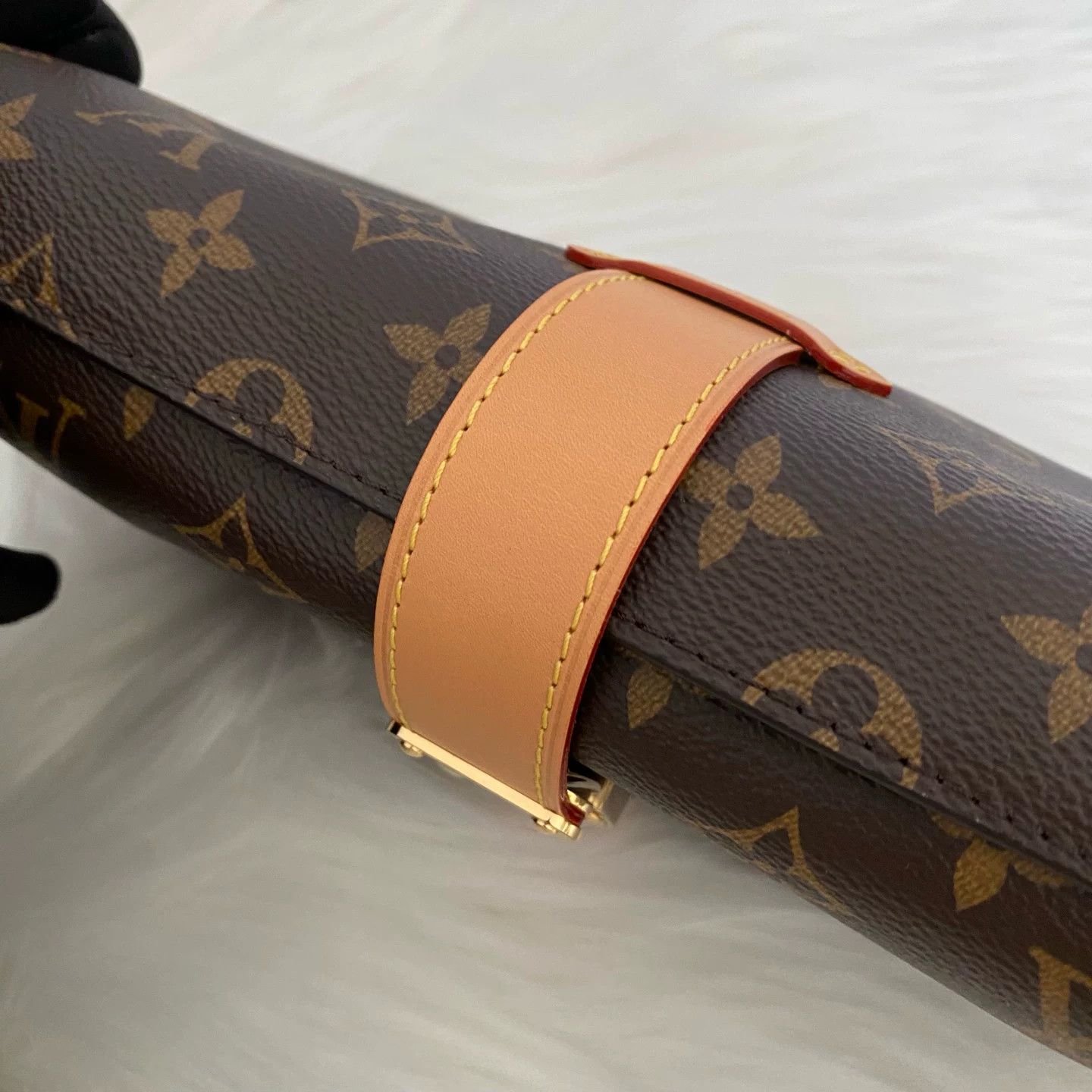 Louis Vuitton Pre-loved Bag Very good condition Size ONE SIZE - 8 Thumbnail