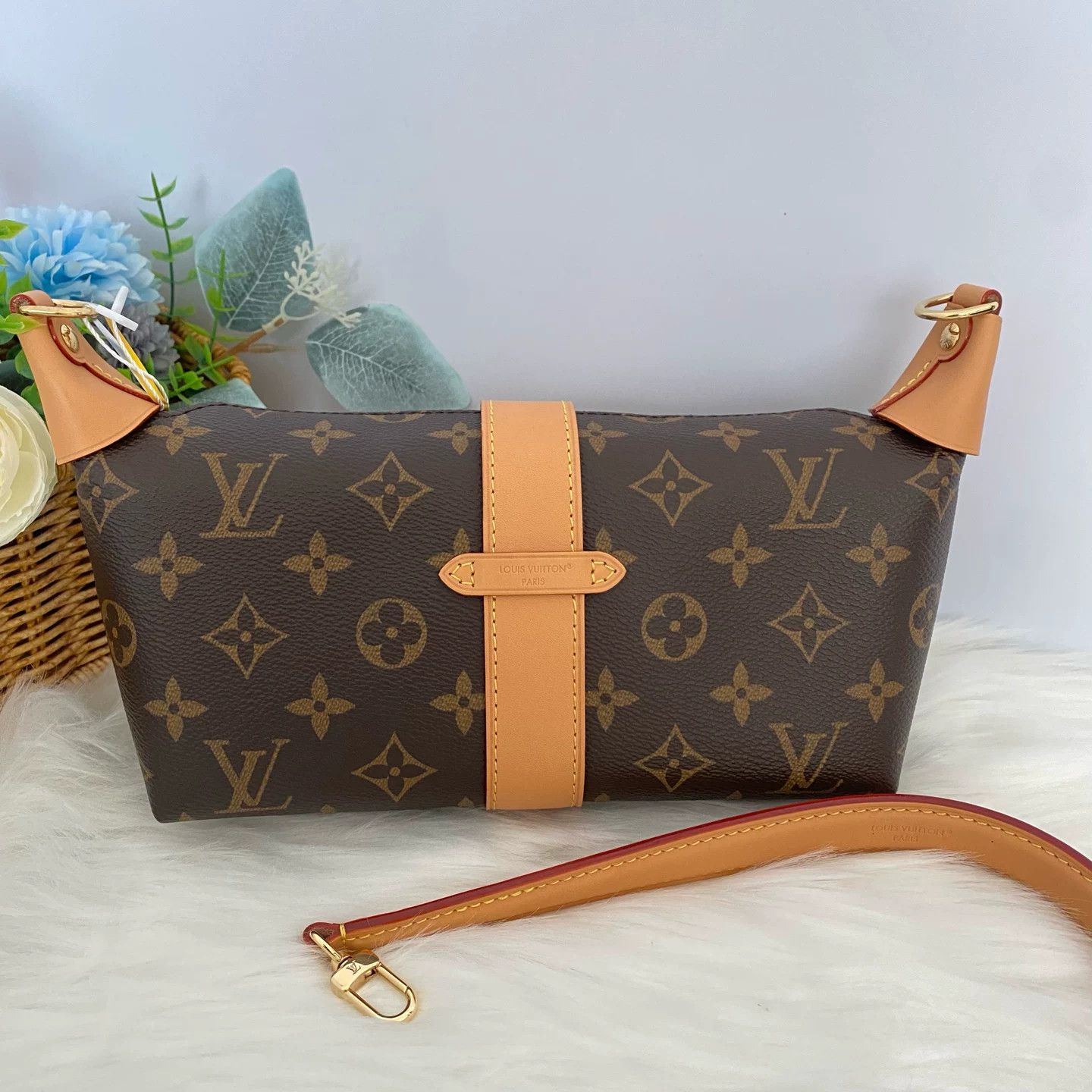 Louis Vuitton Pre-loved Bag Very good condition Size ONE SIZE - 3 Thumbnail