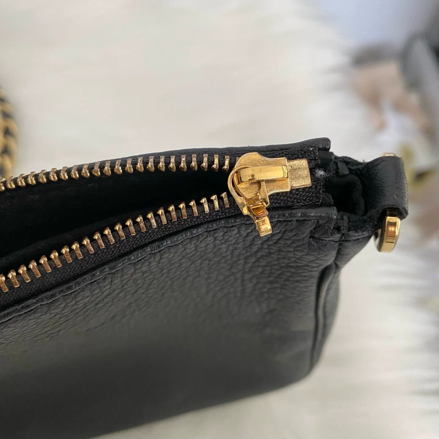 Louis Vuitton Pre-loved Bag Very good condition Size ONE SIZE - 8 Thumbnail
