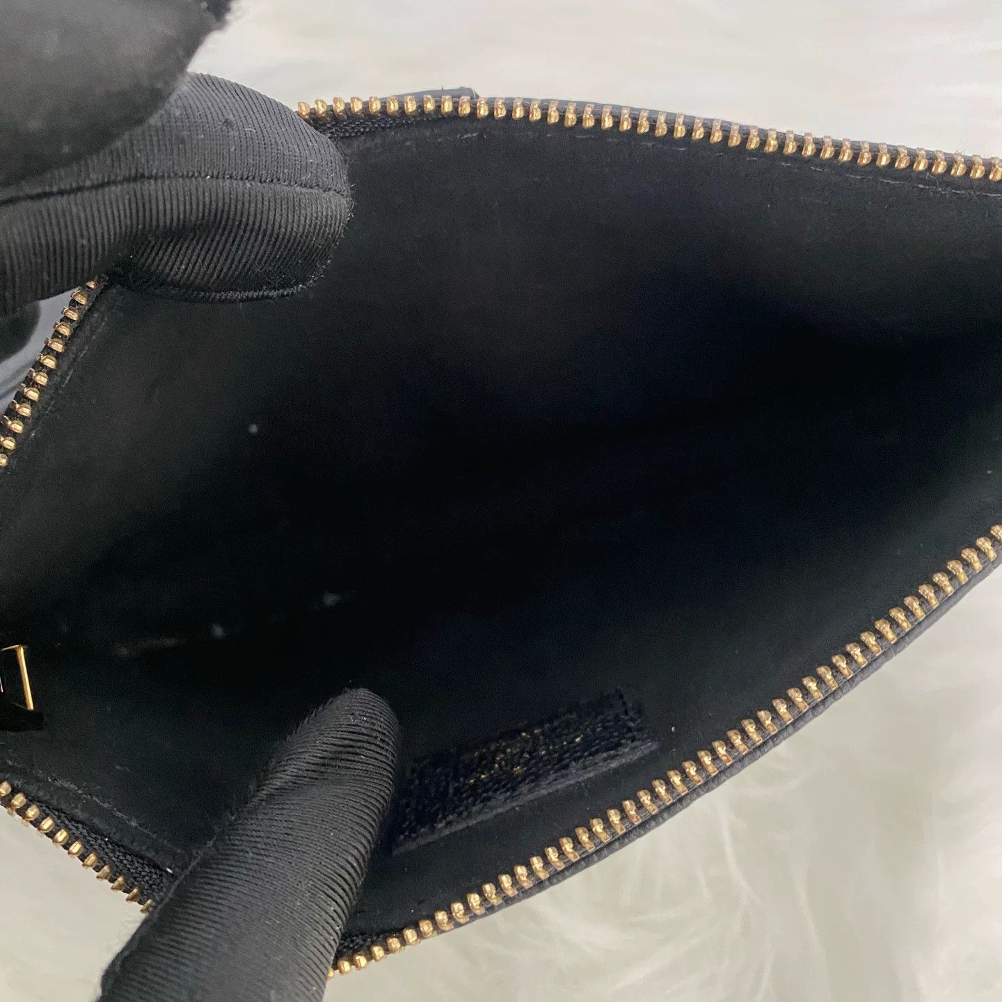 Louis Vuitton Pre-loved Bag Very good condition Size ONE SIZE - 9 Thumbnail
