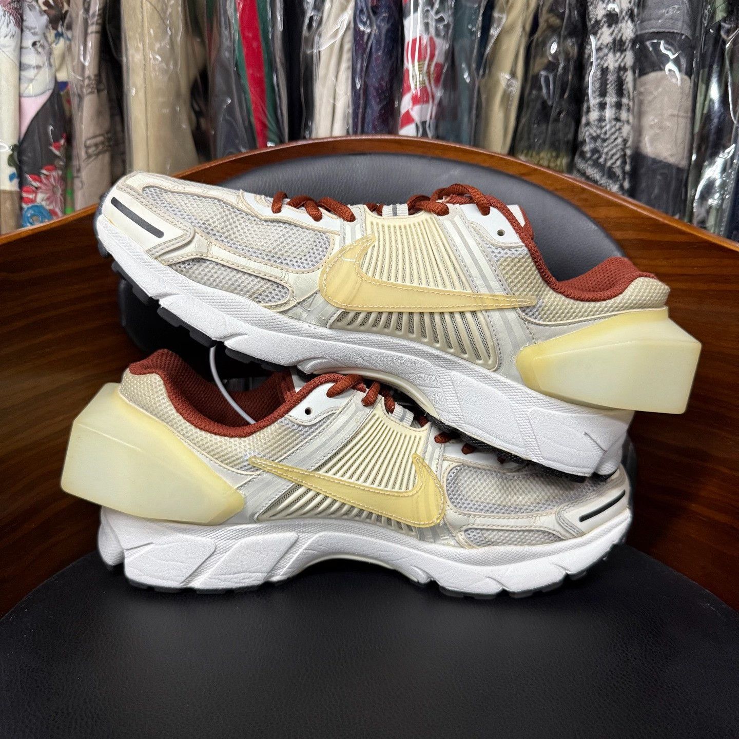 Nike Nike ZOOM 刮刮乐 White Lowtop Sneakers 10 Men Size US 10 / EU 43 - 5 Thumbnail