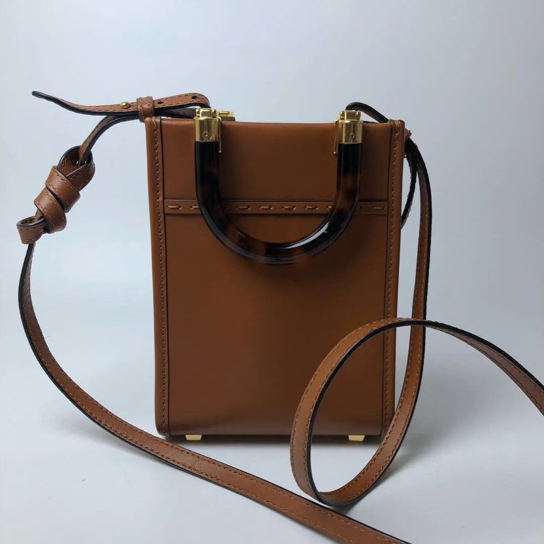 Fendi Pre-loved Bag Very good condition Size ONE SIZE - 2 Thumbnail
